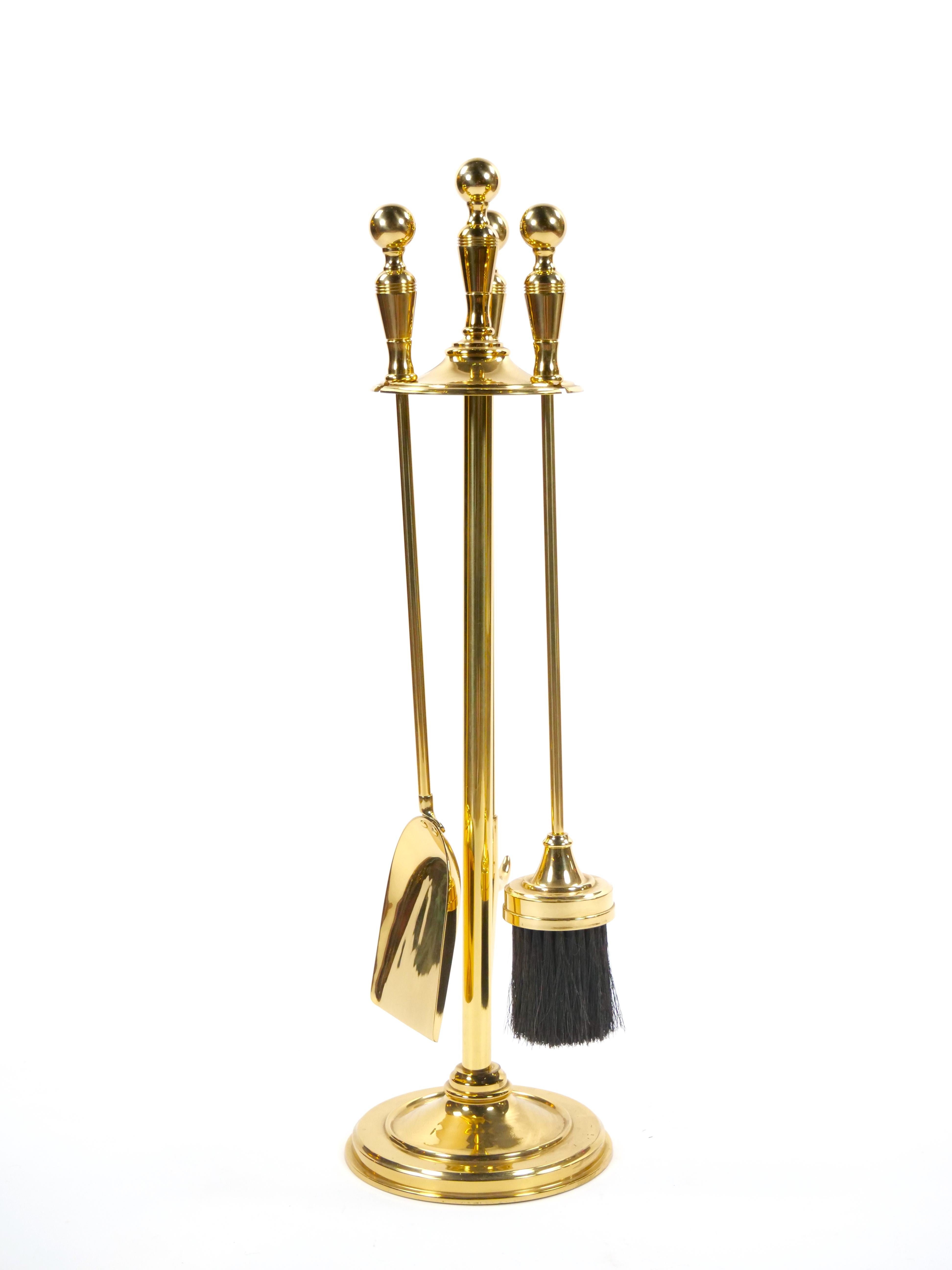 Doré 20ème siècle  Ensemble d'outils de cheminée de style victorien italien en vente