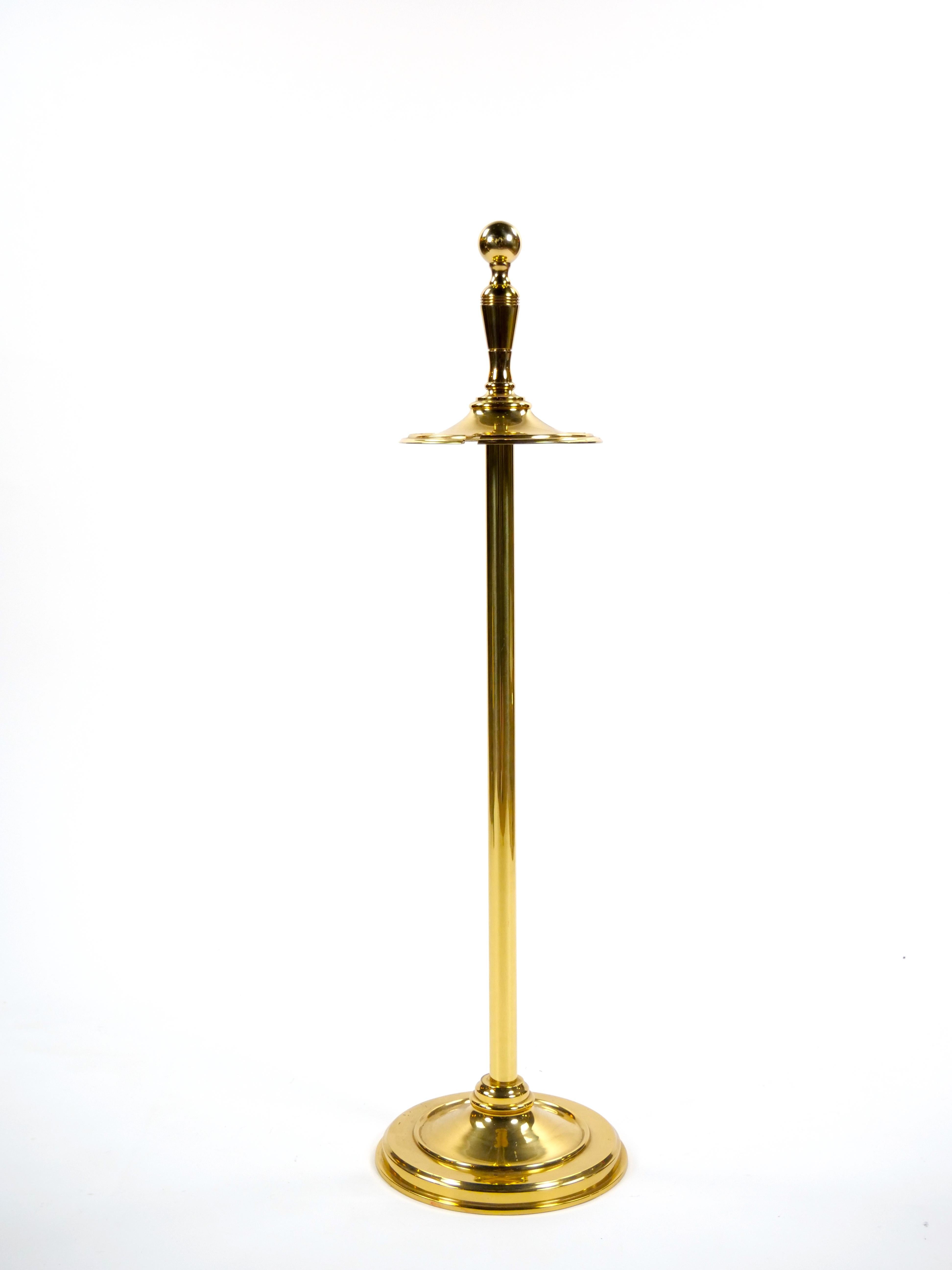 Laiton 20ème siècle  Ensemble d'outils de cheminée de style victorien italien en vente