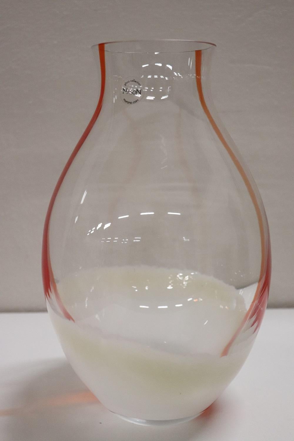 Verre de Murano Grand vase en verre artistique de Murano du 20e siècle, d'origine italienne, par Carlo Nason en vente