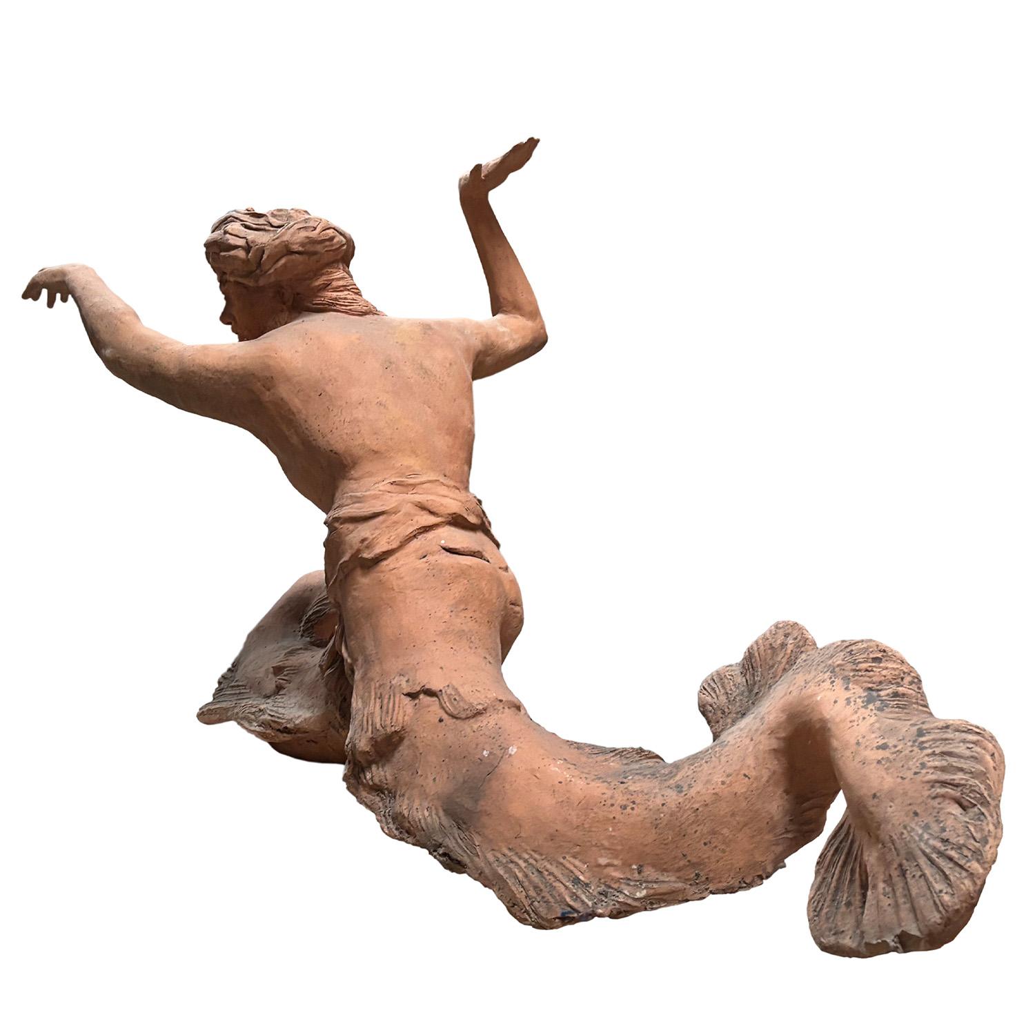 Italiano Statuetta di Tritone in terracotta in stile romano vintage del XX secolo in vendita