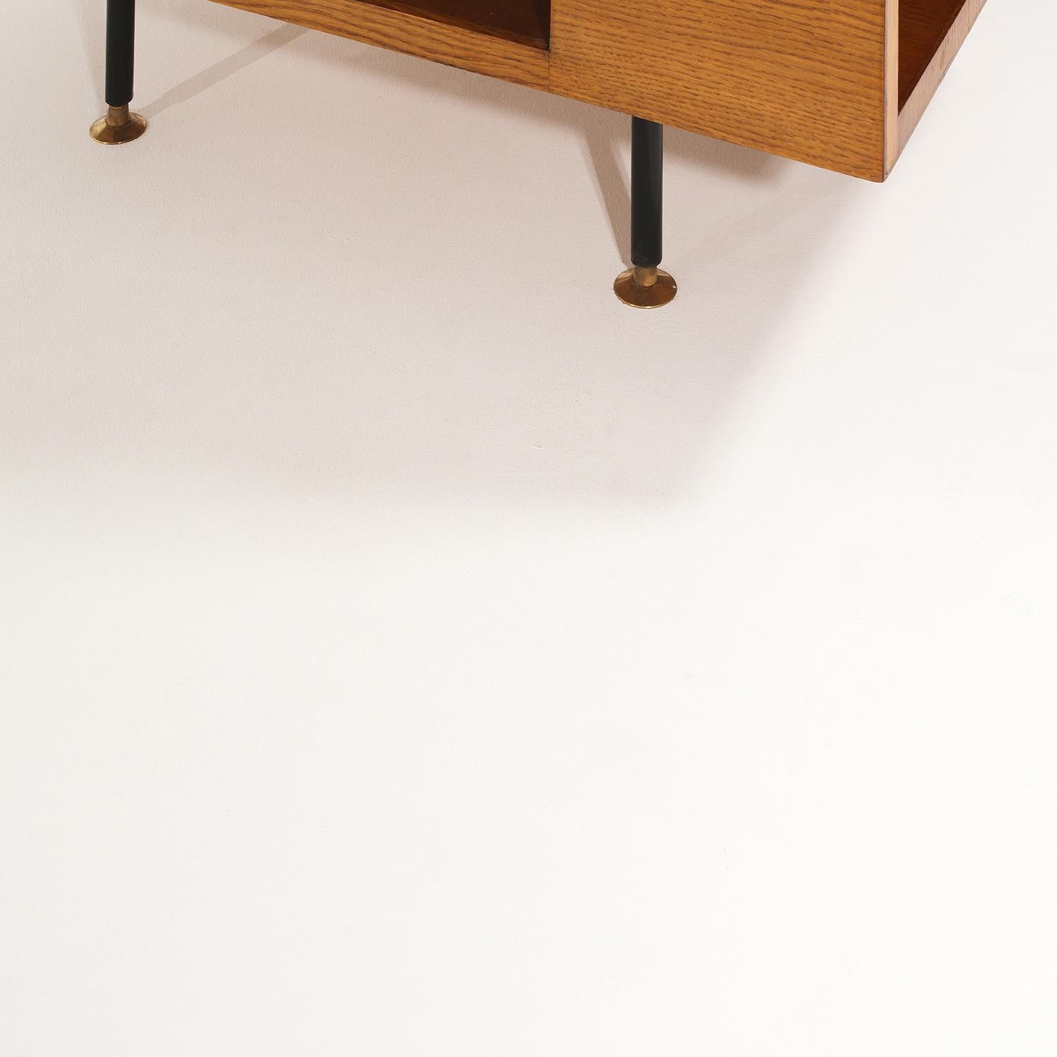 20th Century Italian Vintage Walnut Writing Desk & Armchair by Amleto Sartori For Sale 6