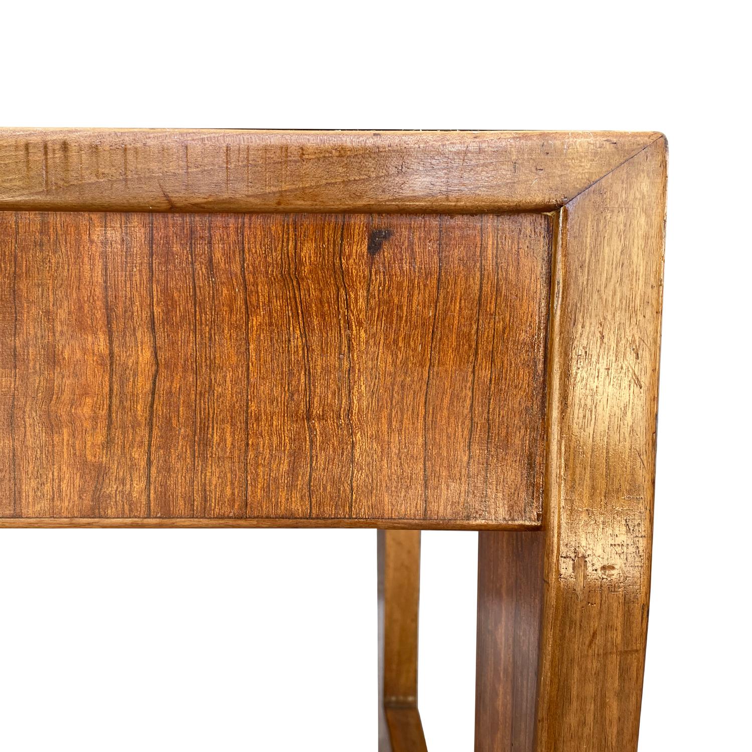Schreibtisch aus italienischem Nussbaumholz des 20. Jahrhunderts, Schreibtisch-Set mit Stuhl von Gio Ponti im Angebot 4
