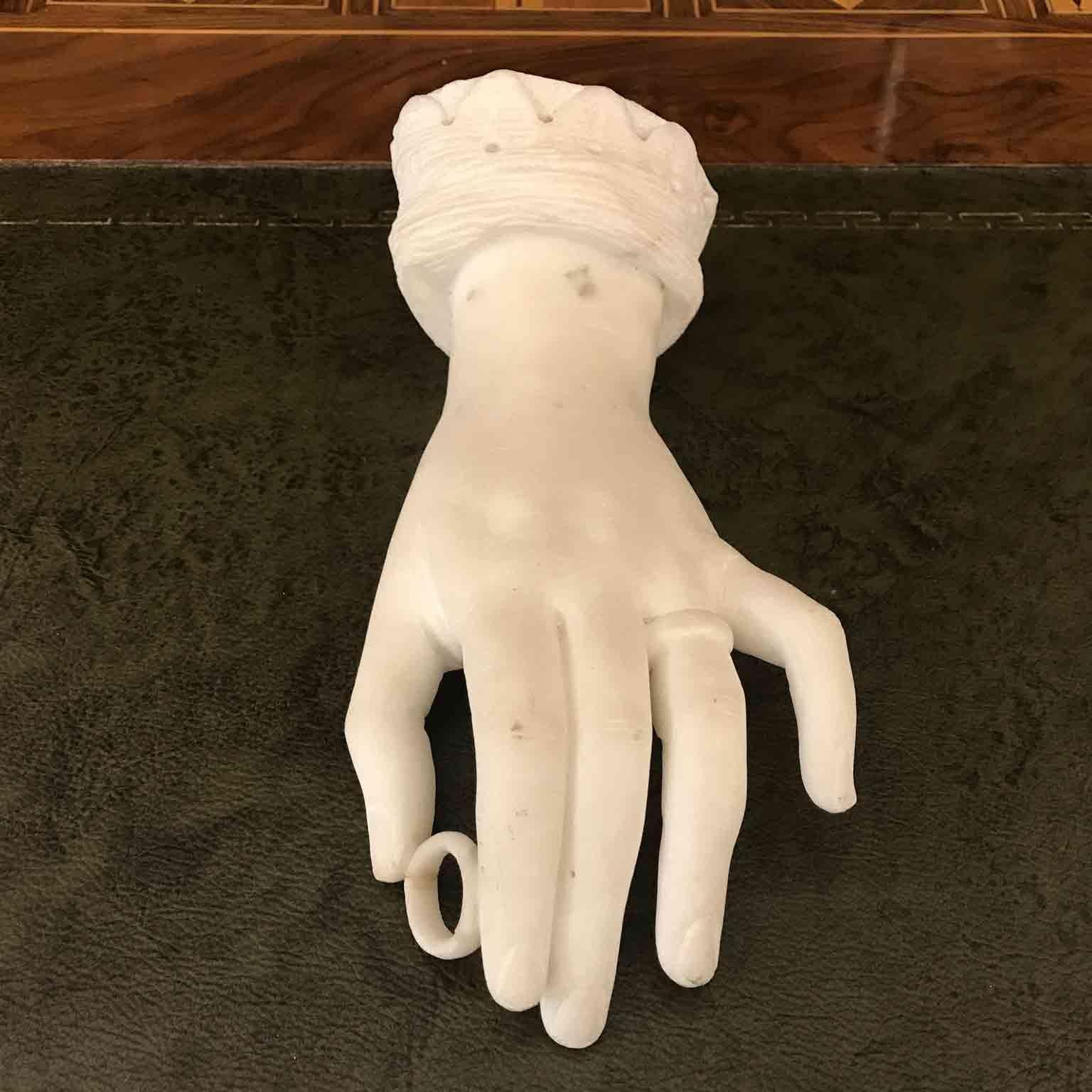 Italian 20th Century White Carrara Marble Bride Hand Sculpture Paperweight 1