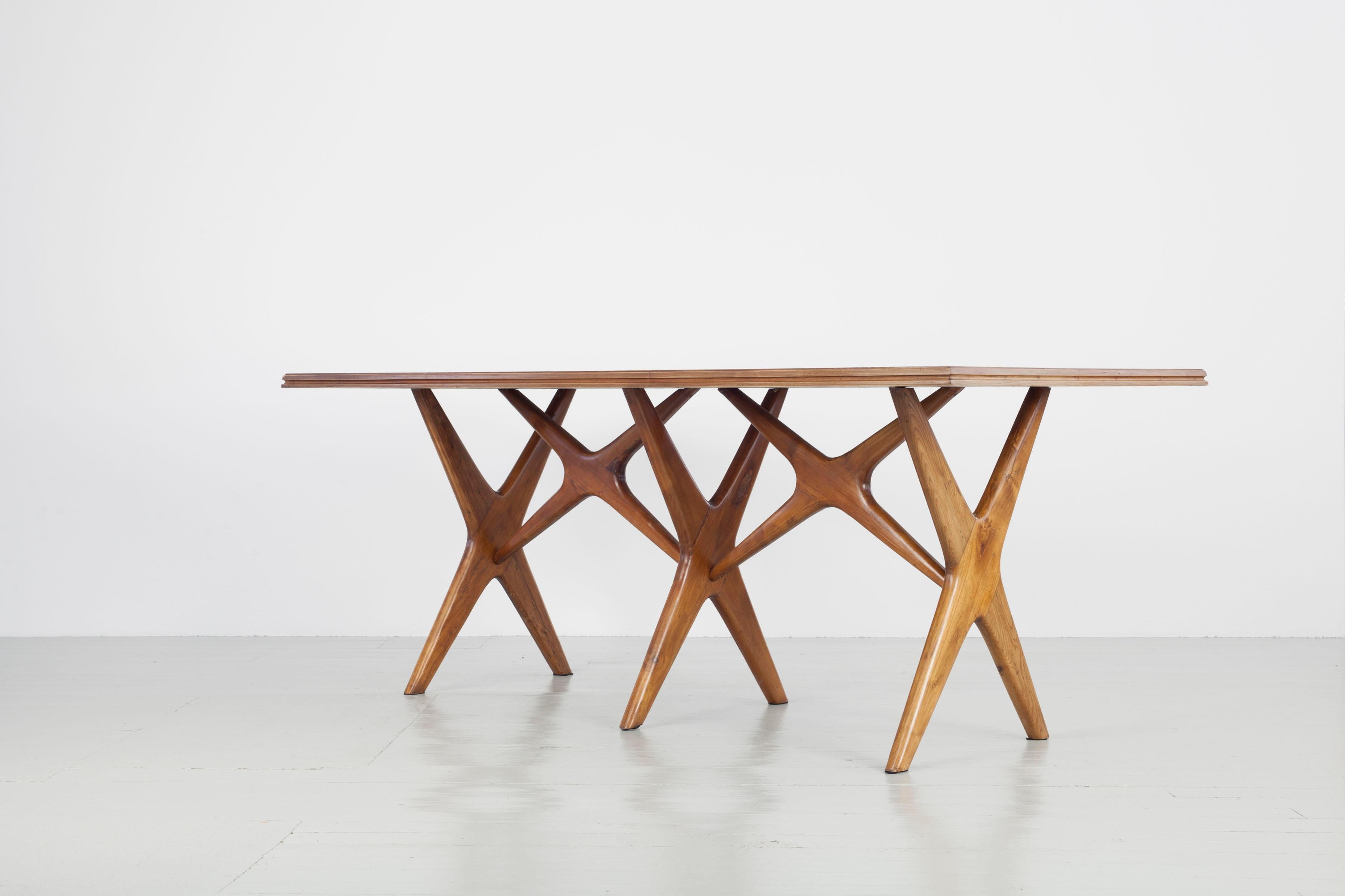 20th Century Italian Wood Dining Table in the Manner of Ico Parisi (Moderne der Mitte des Jahrhunderts)