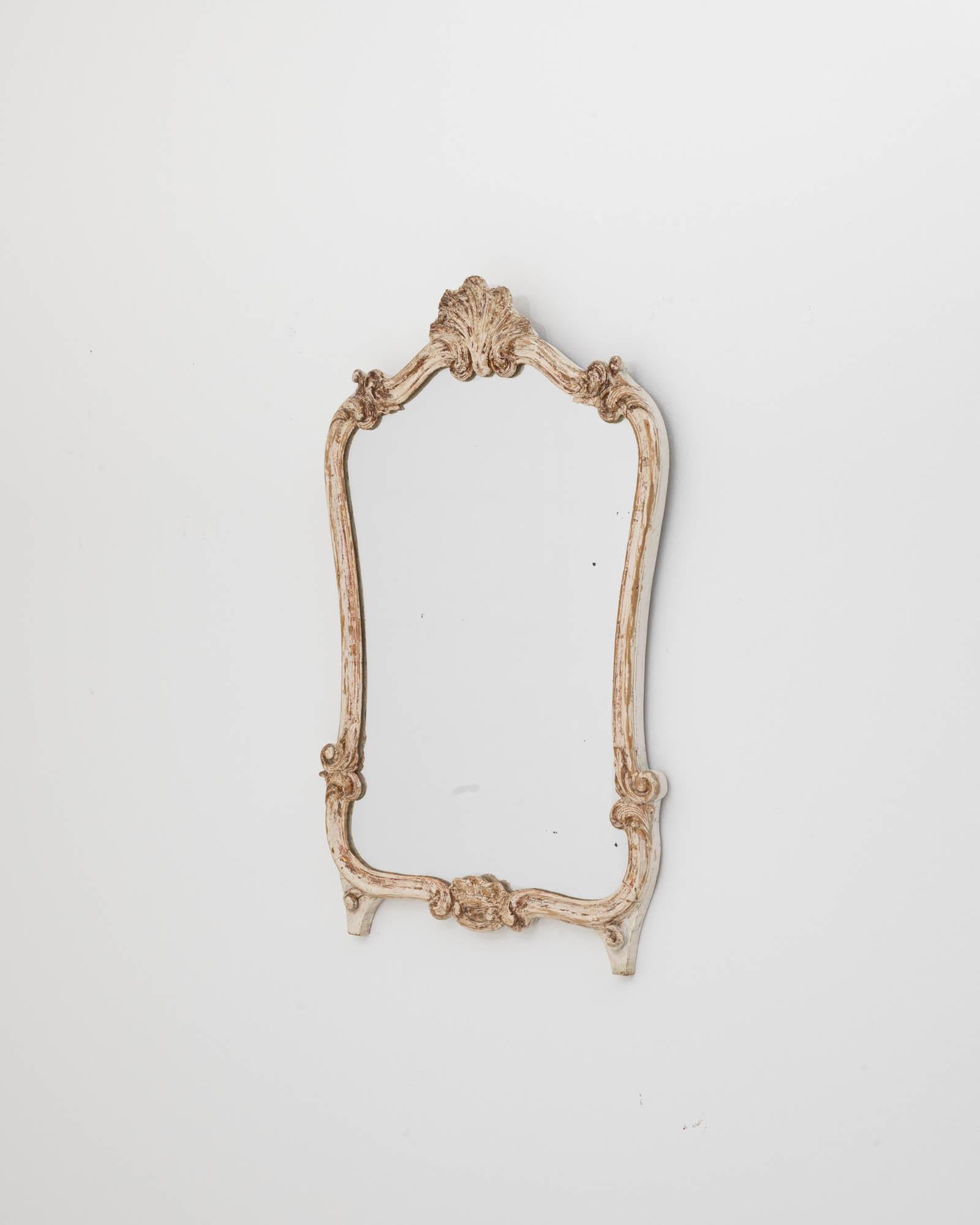 Patiné Miroir italien du 20ème siècle en bois patiné blanc en vente