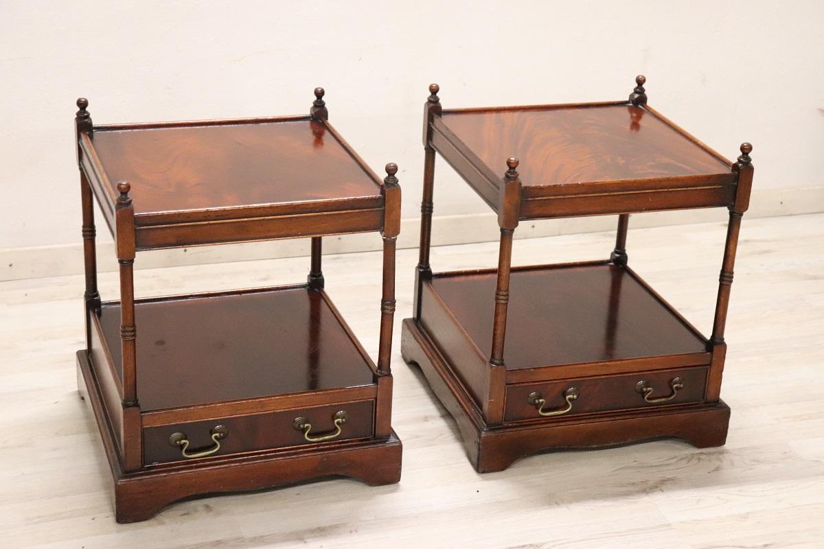 We present this splendid pair of bedside tables, made in Italy in the second half of the 20th century. Made of solid wood and veneered with fantastic wood grains that decorate the tops. They are characterized by a very simple and minimal line.

From