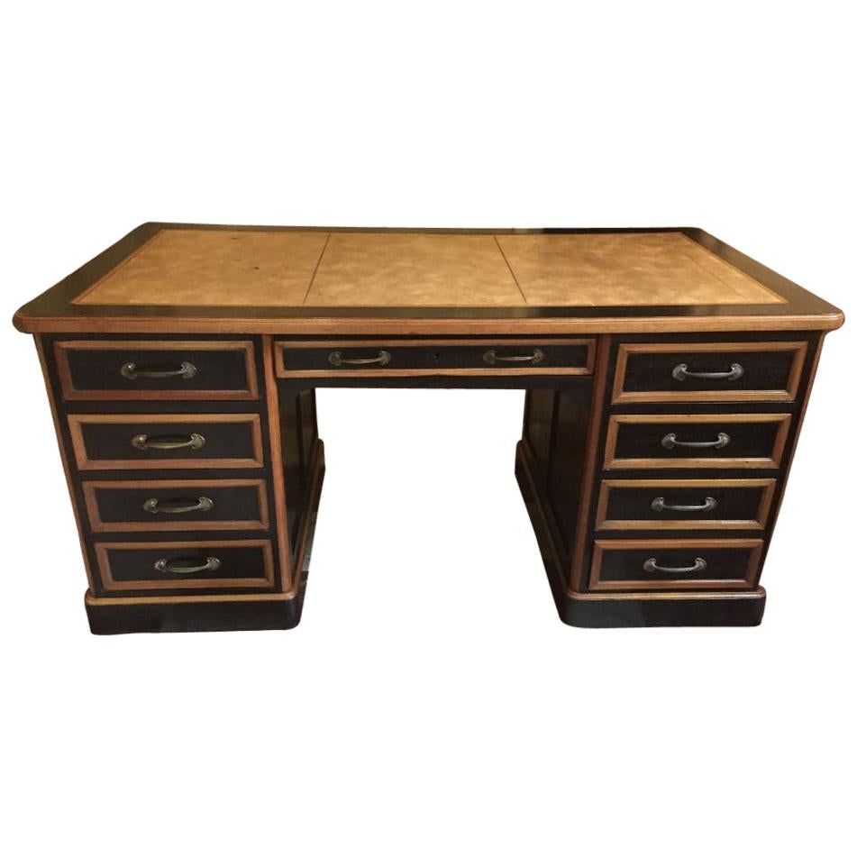 20th Century Italian Writing Desk in Oakwood with Drawers and Extendable Tops