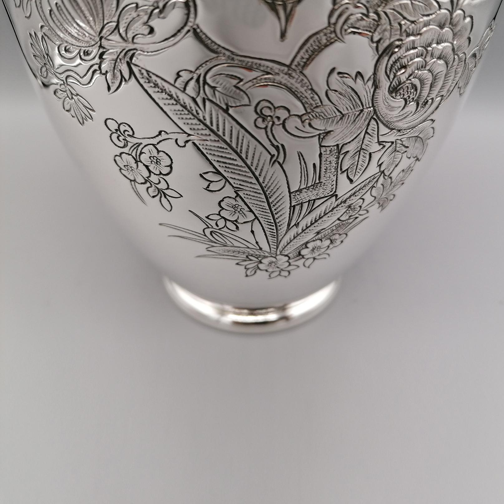 20th Century Italian Solid Silver Pair of Engraved Vases For Sale 3