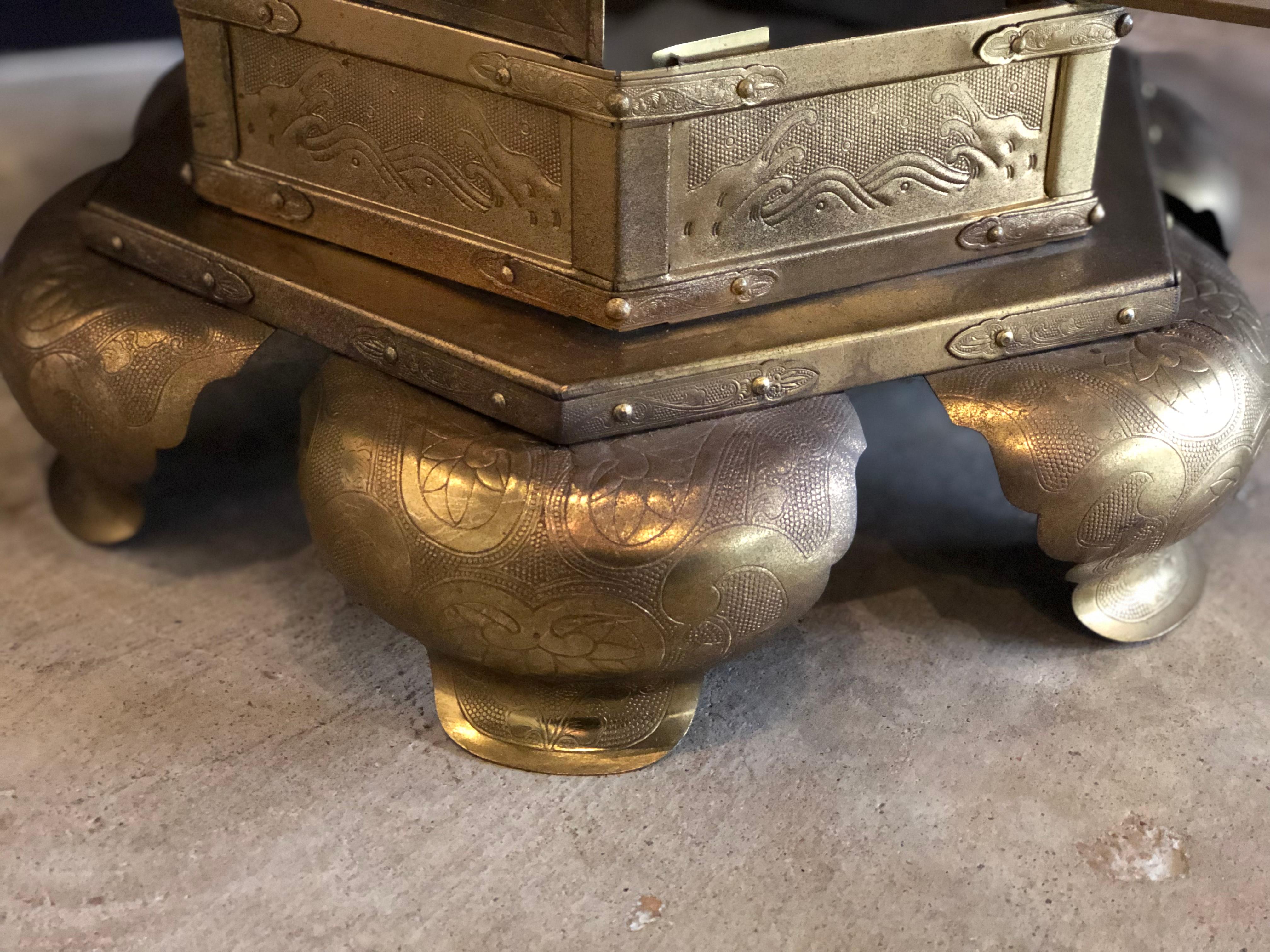 20th Century Japanese Brass Lantern For Sale 2