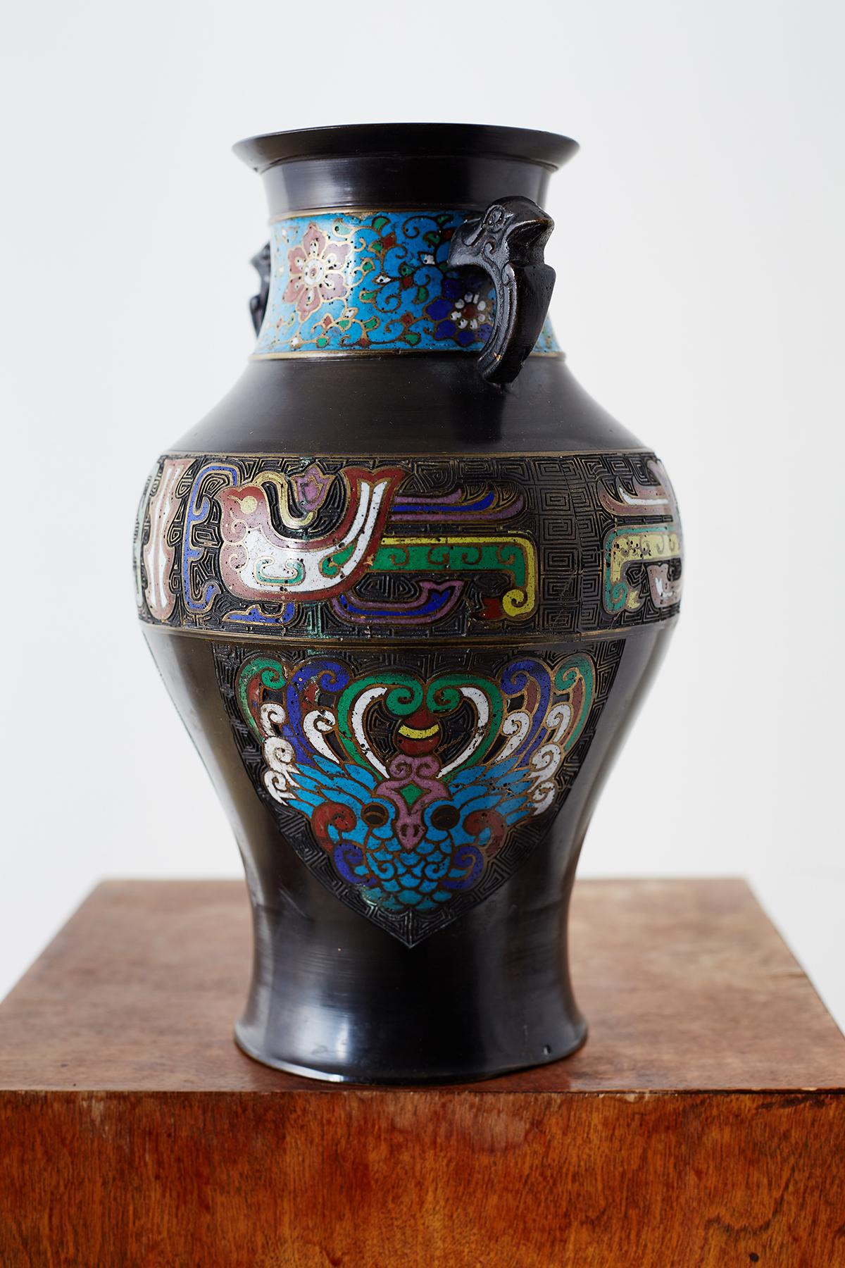 20th Century Japanese Bronze Champlevé Enamel Vase For Sale 5