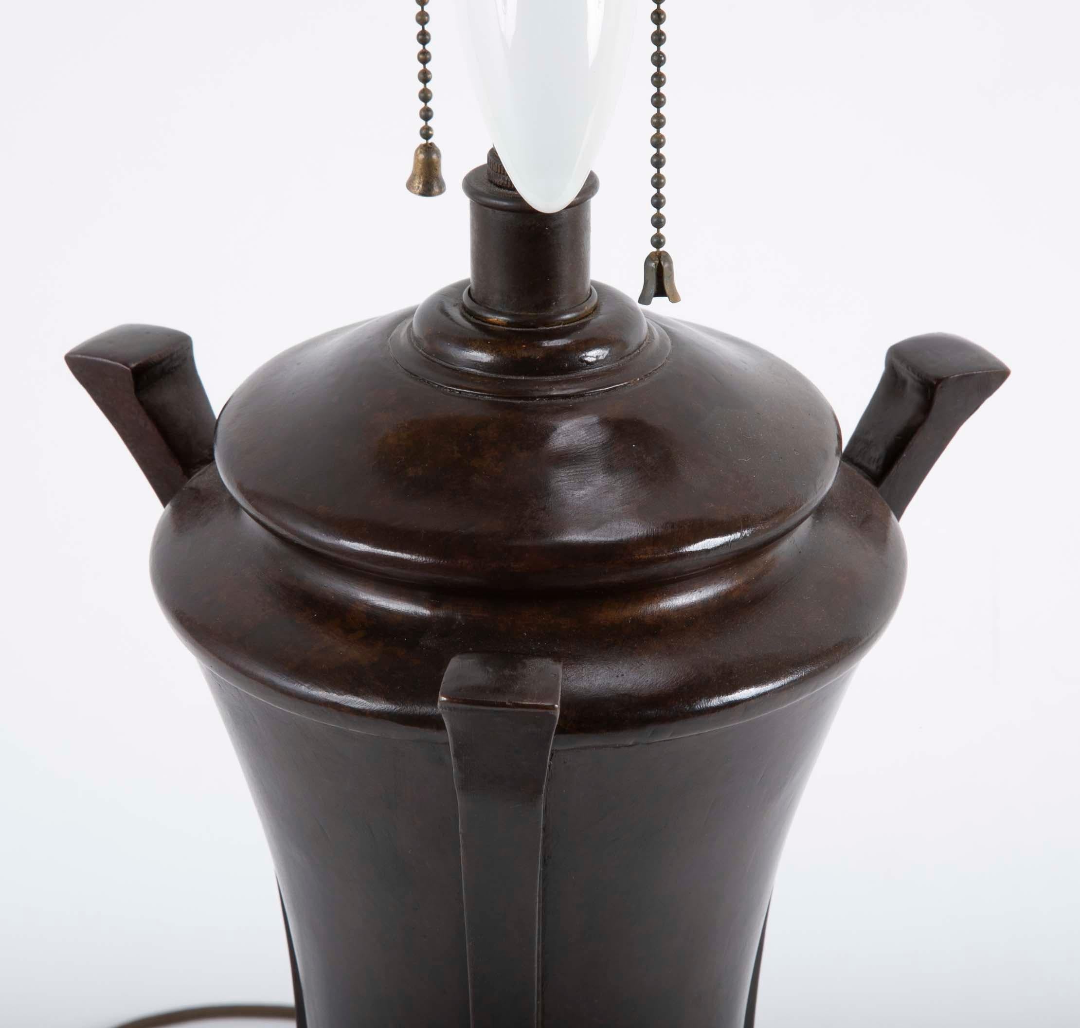 20th Century Japanese Bronze Lamp In Good Condition In Stamford, CT