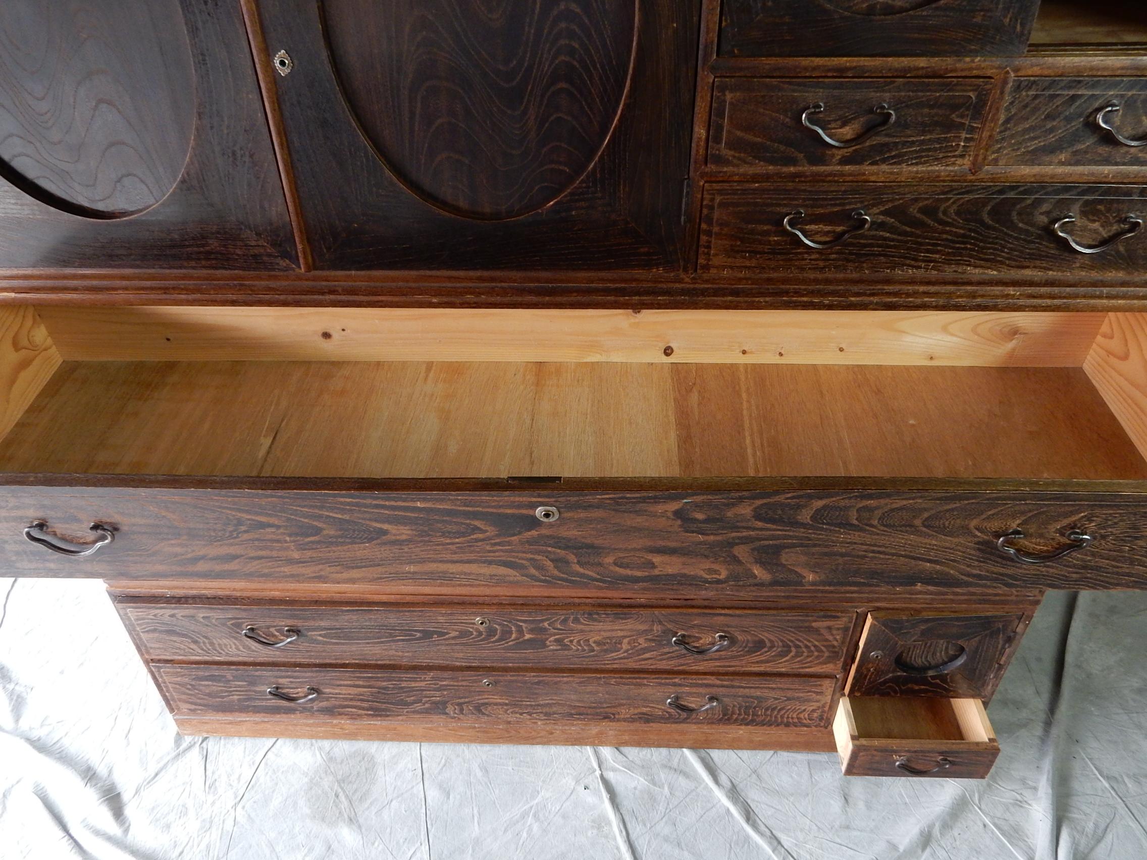  20th Century Japanese Elm Tansu Chest of Drawers Cabinet Set 3 parts Wabi Sabi For Sale 1