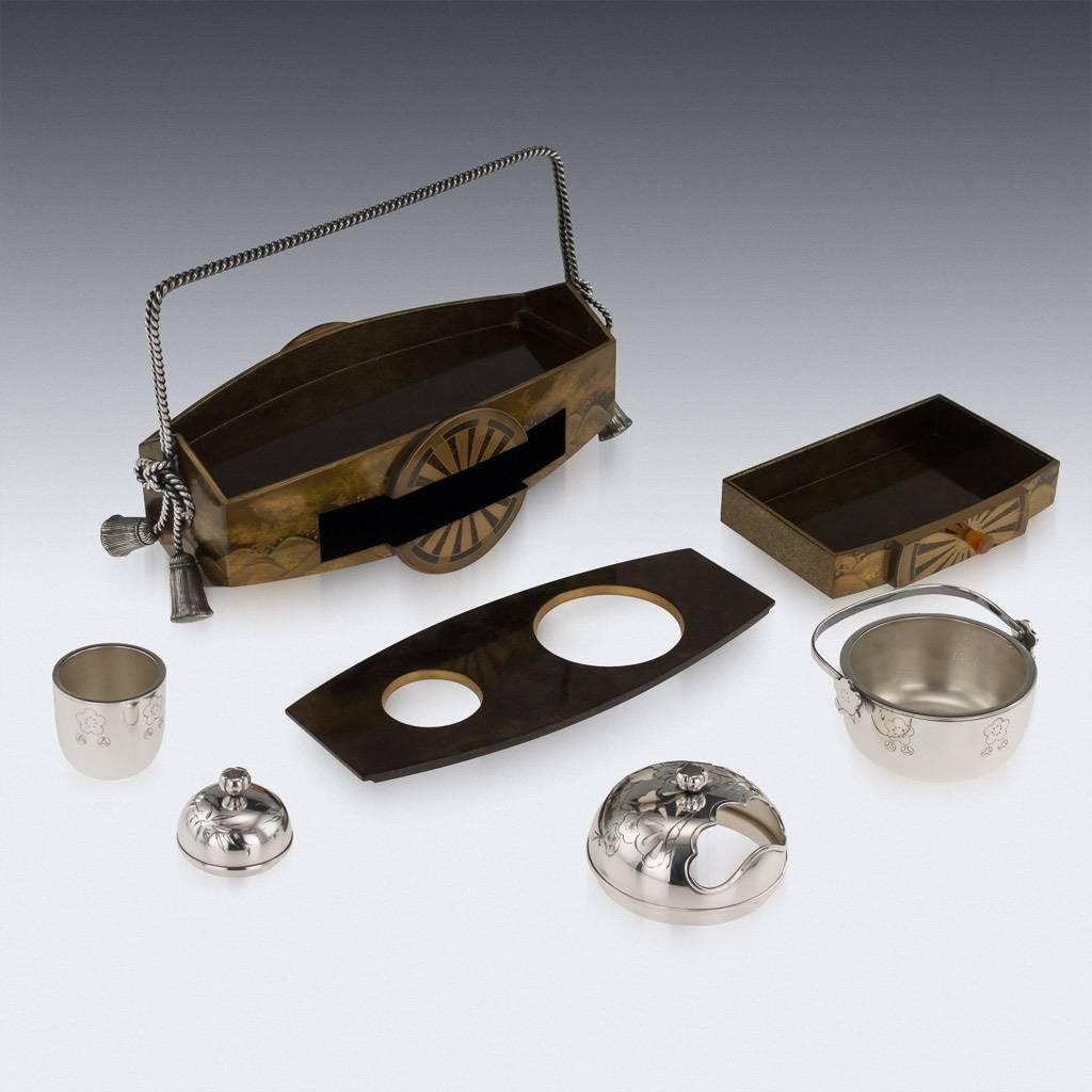 20th Century Japanese Meiji Period Silver & Gold Lacquer Smoking Set, circa 1900 For Sale 1
