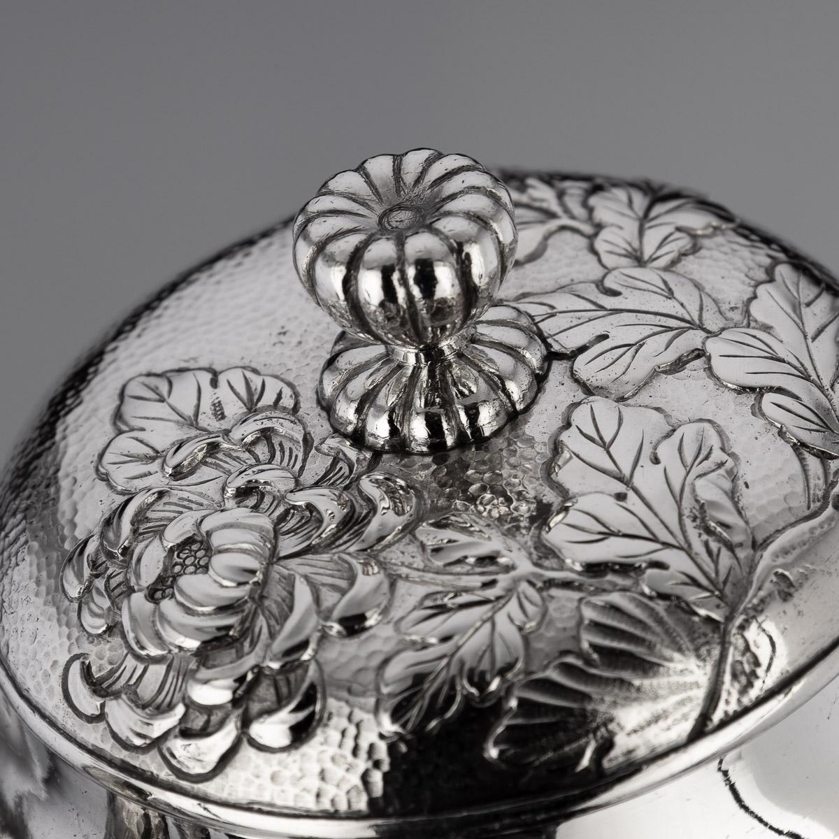 20th Century Japanese Meiji Solid Silver Four Piece Boxed Tea Service, c.1900 For Sale 10