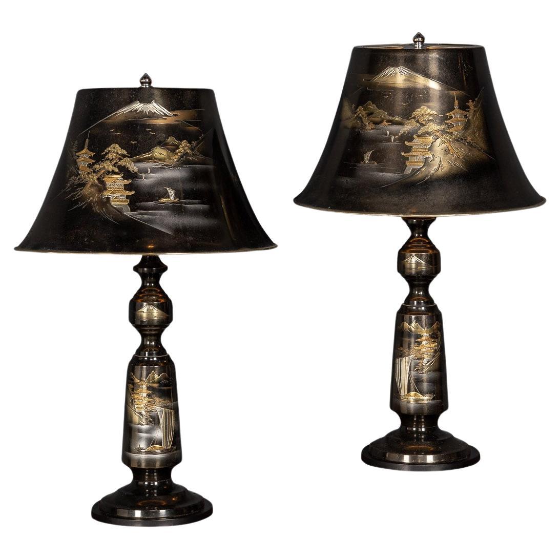 20th Century Japanese Pair Of Lacquered Table Lamps, c.1960 For Sale