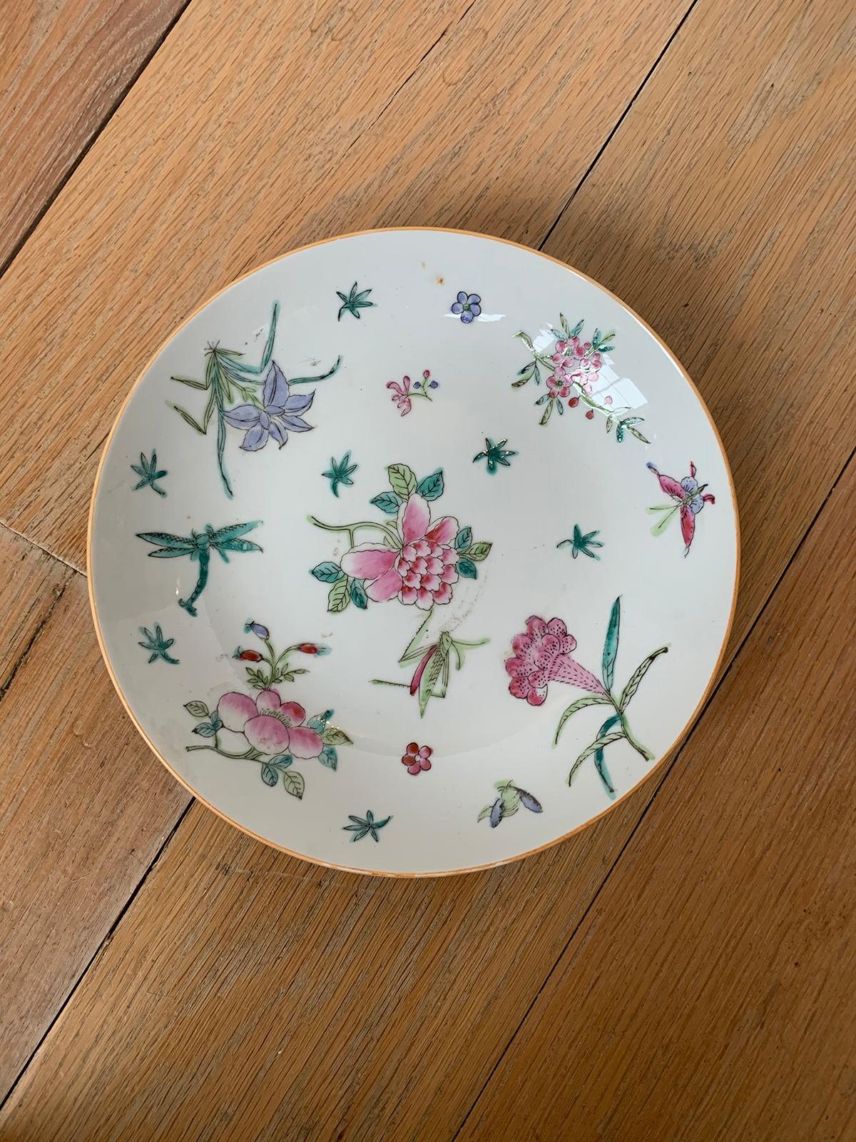 Japonais Assiette ronde en porcelaine japonaise du 20ème siècle peinte à la main à Hong Kong et marquée