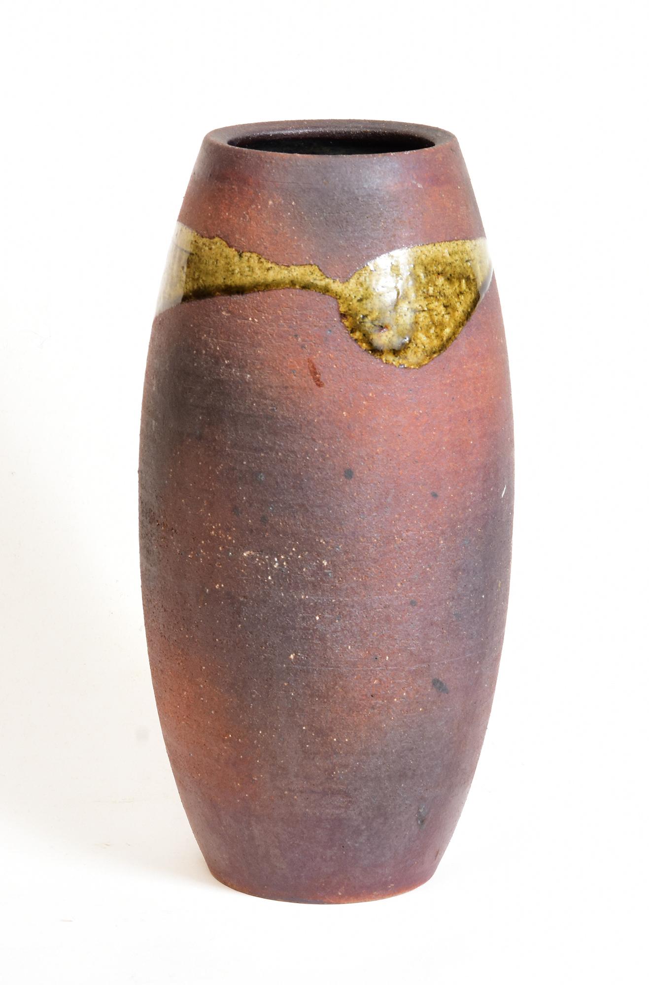 Poteries 20e siècle, Vase en poterie japonaise en vente