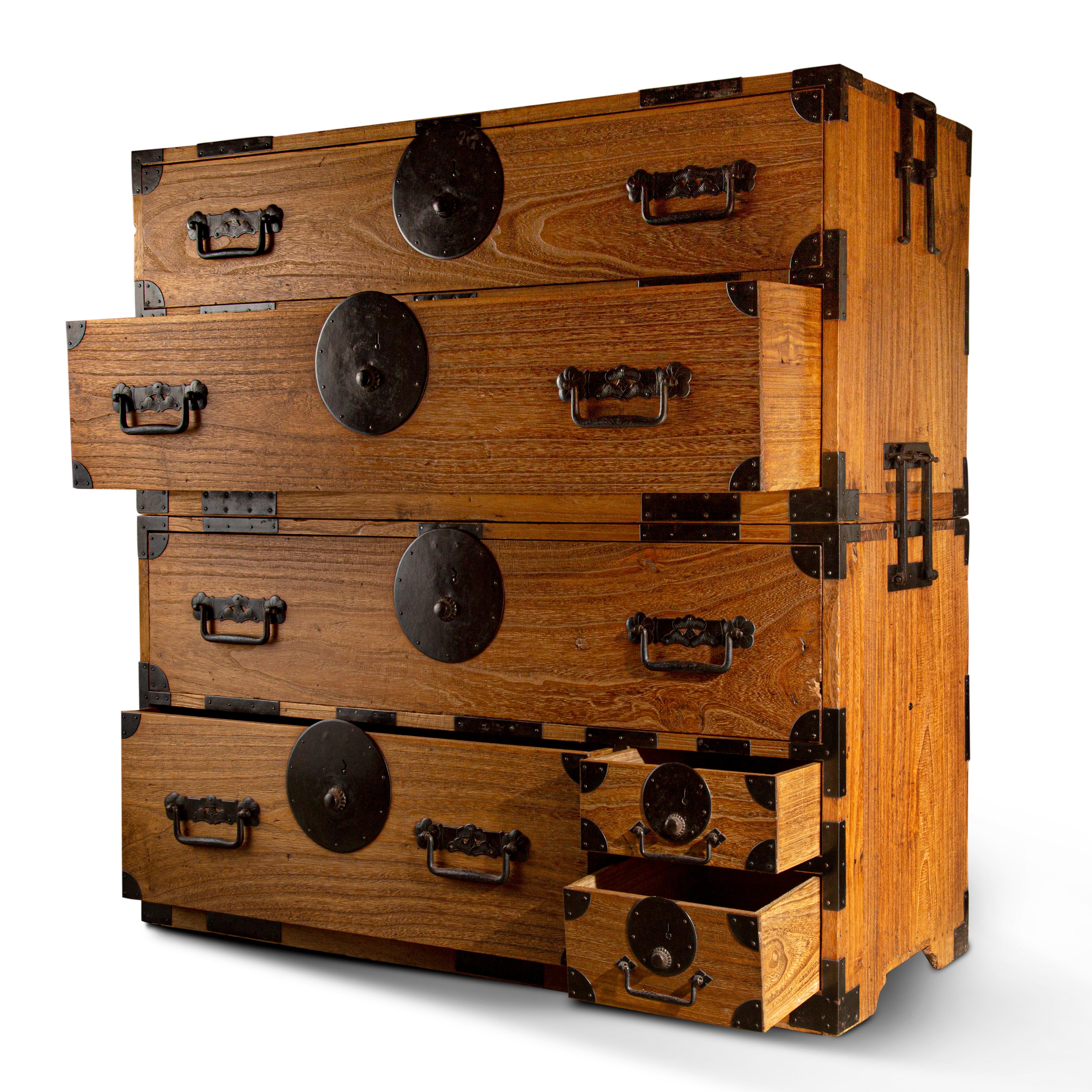 Taisho 20th Century Japanese Tokyo Tansu Chest in Two Parts For Sale