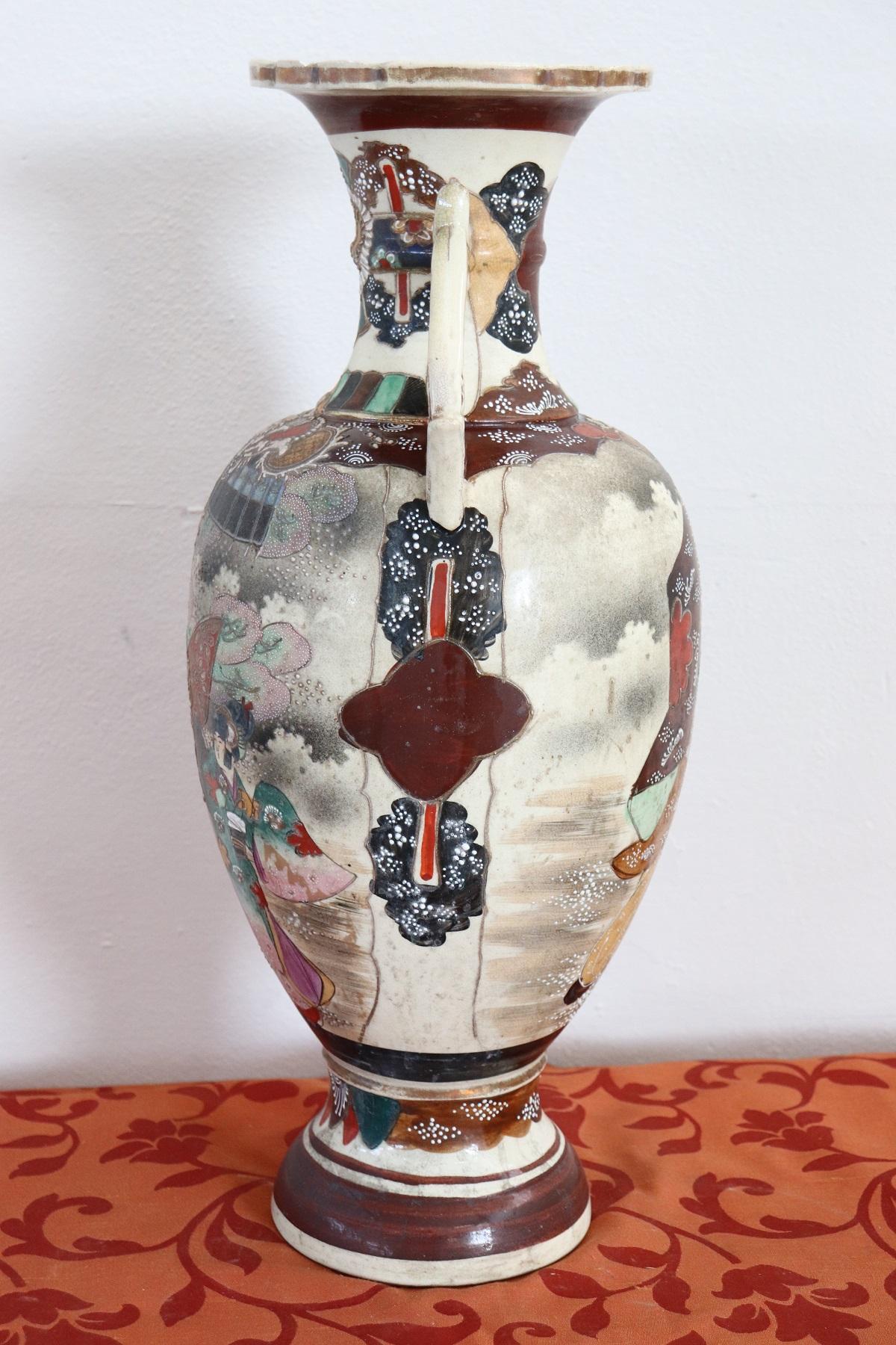 Mid-20th Century 20th Century Japanese Vintage Artistic Satsuma Vase in Decorated Ceramic For Sale