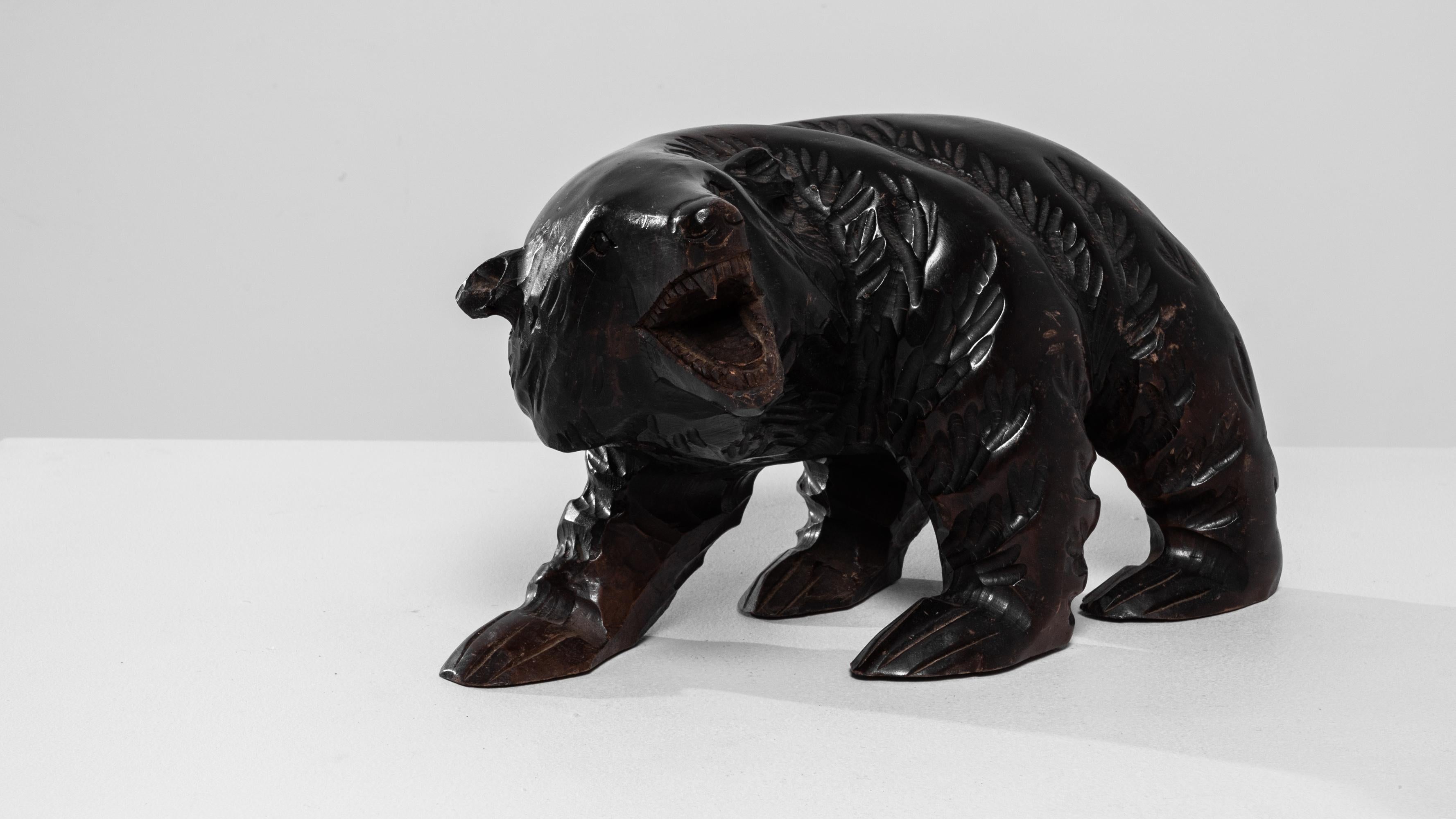 20th Century Japanese Wooden Bear Sculpture For Sale 1