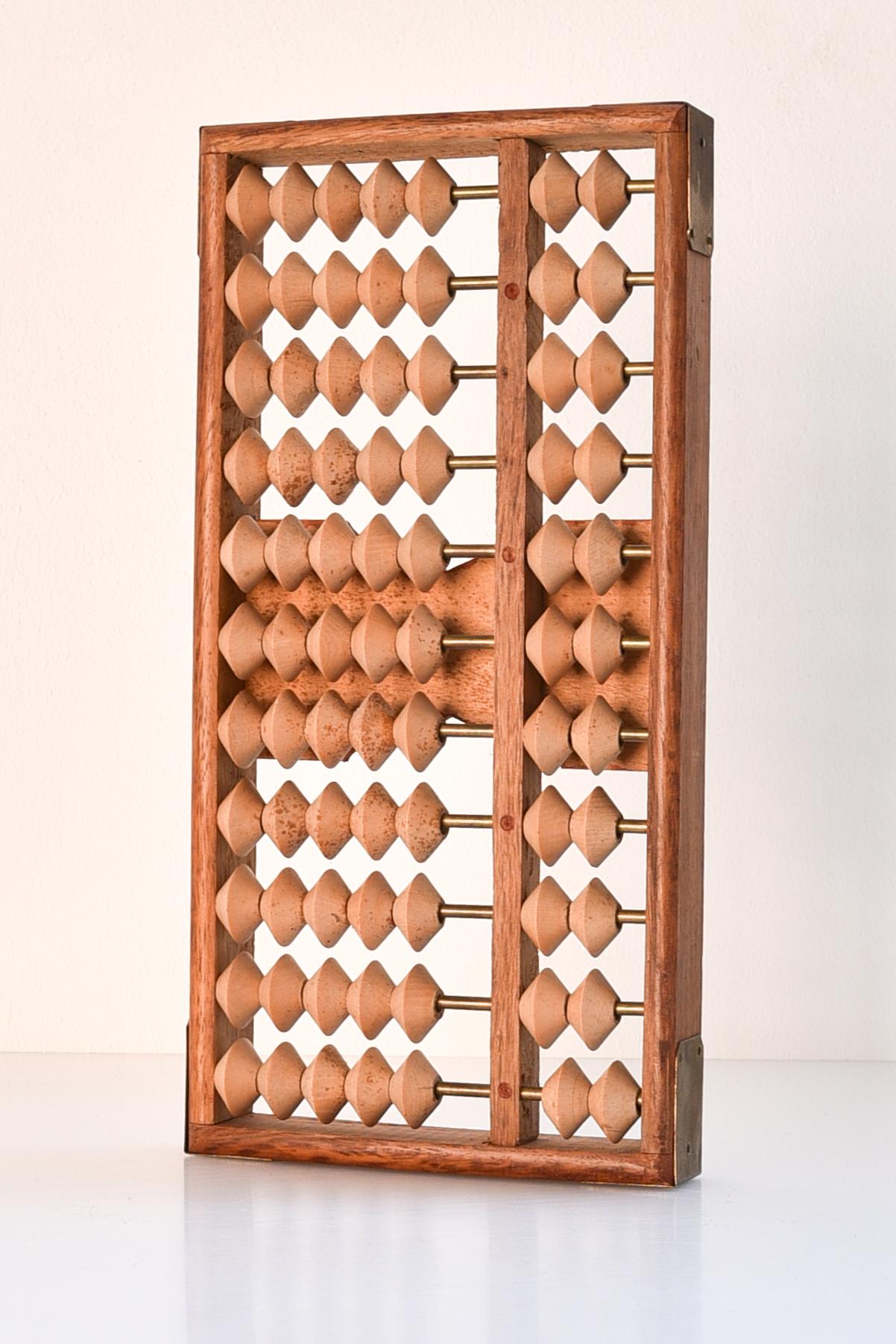 20th century Japanese soroban or abacus (counting frame) in hardwood. 