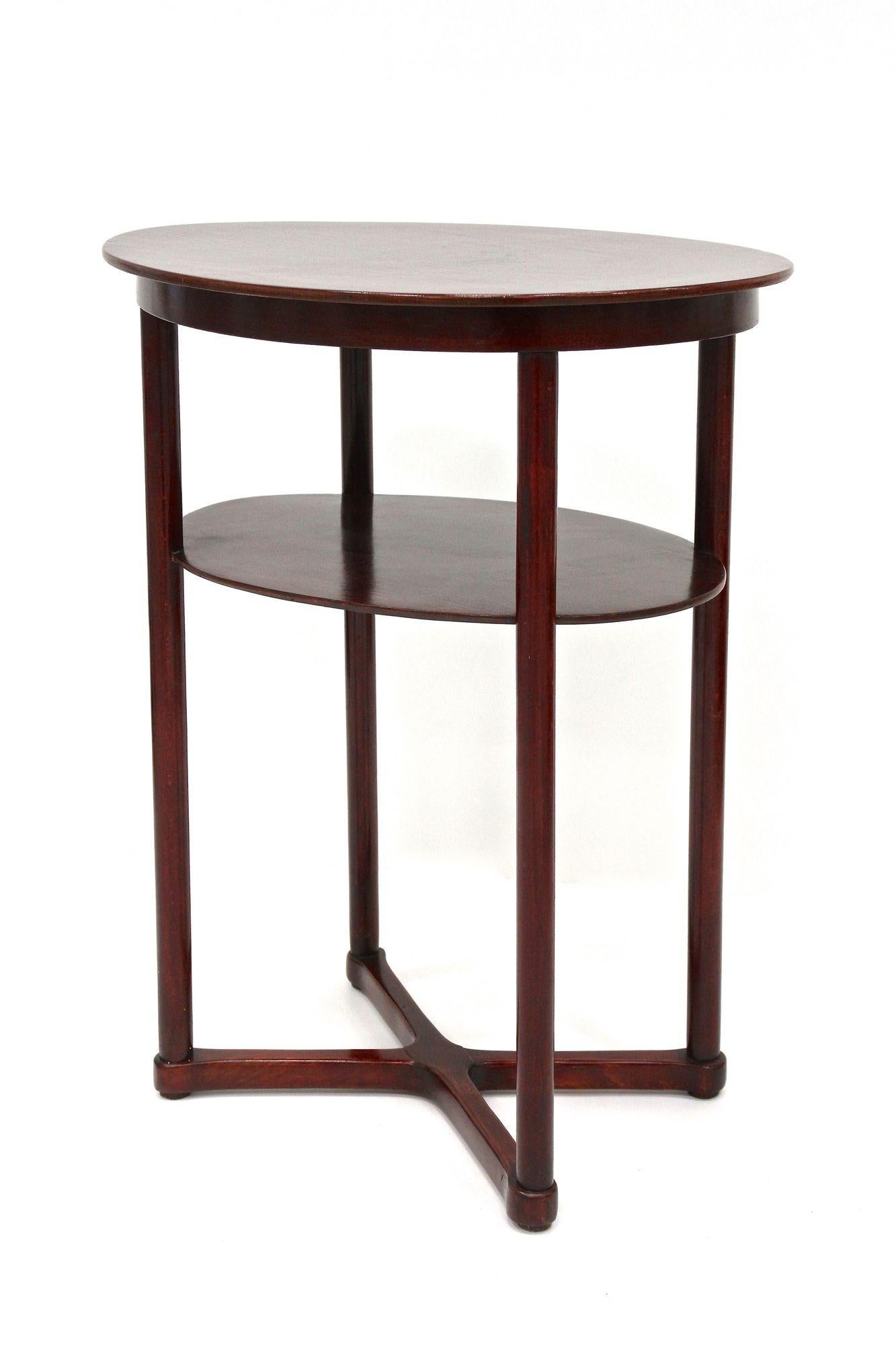 Beech 20th Century Josef Hoffmann Side Table for J & J Kohn, Art Nouveau, AT ca. 1910