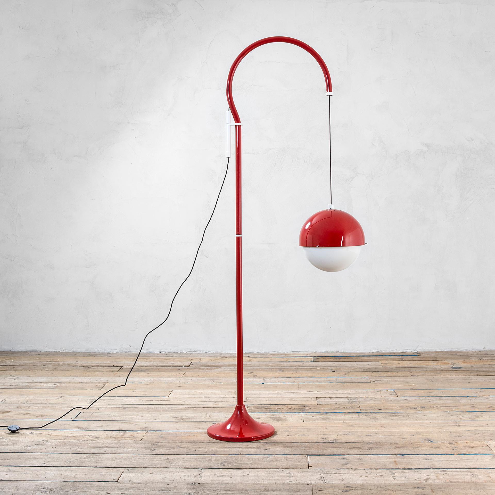 Mid-Century Modern 20th Century Kartell Red Floor Lamp Mod. 4055 by Luigi Bandini Buti '70 For Sale