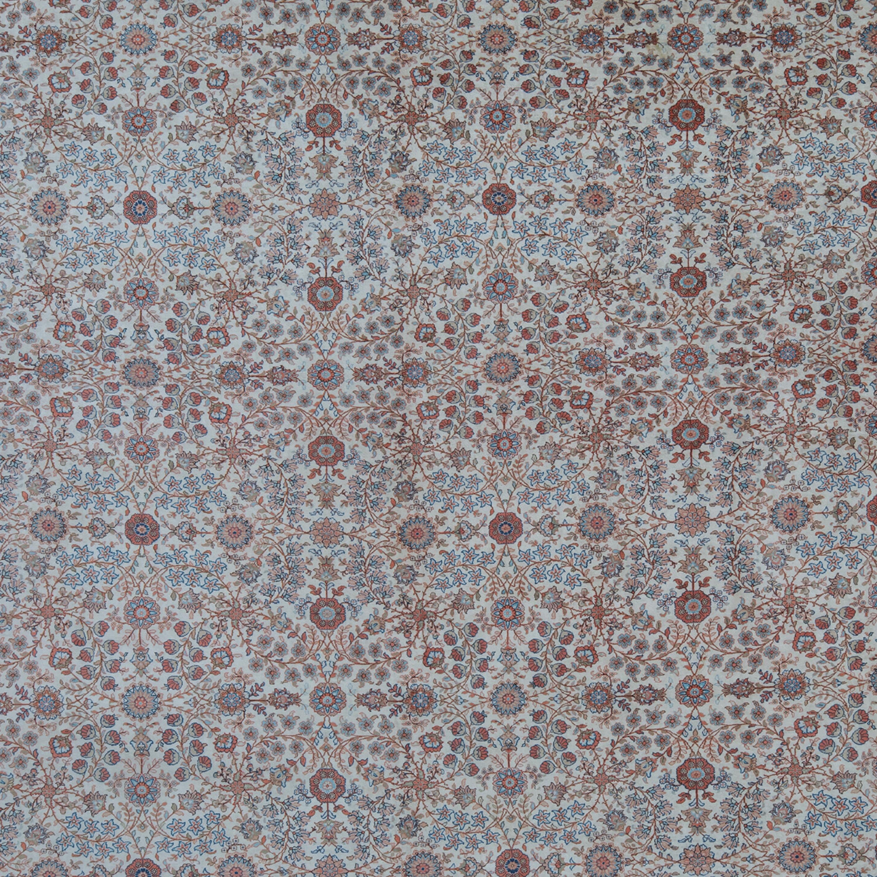 20th Century Kayseri Silk Carpet - Vintage Turkish Silk Carpet In Good Condition For Sale In Sultanahmet, 34
