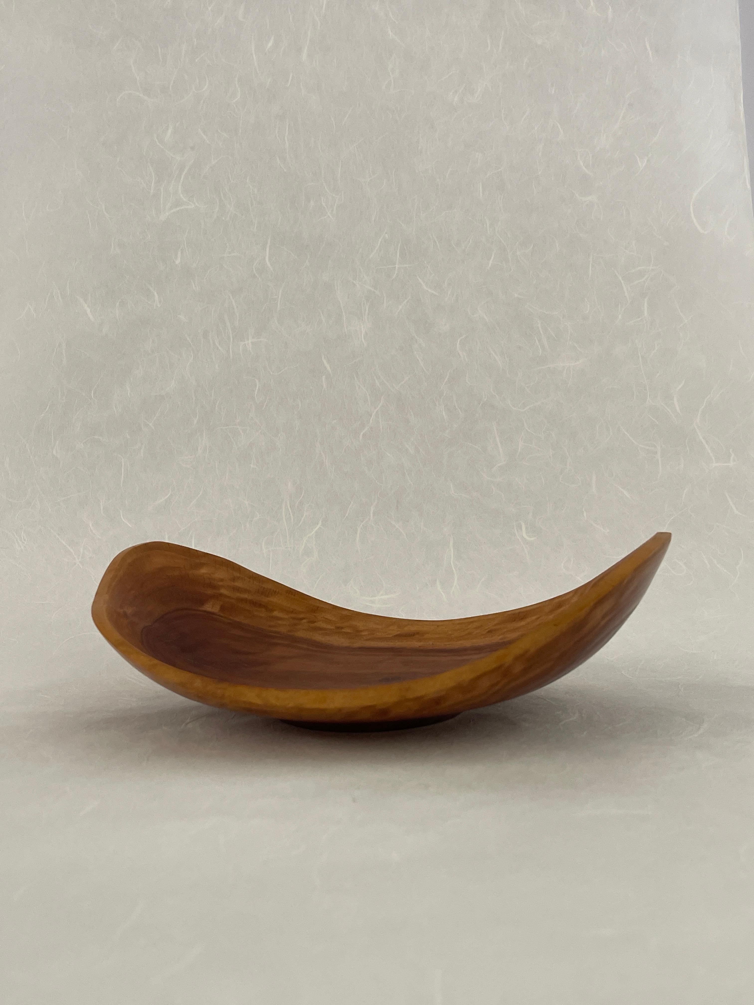 20th Century Ken Waller Hand Carved Eucalyptus Catchall Bowl For Sale 3