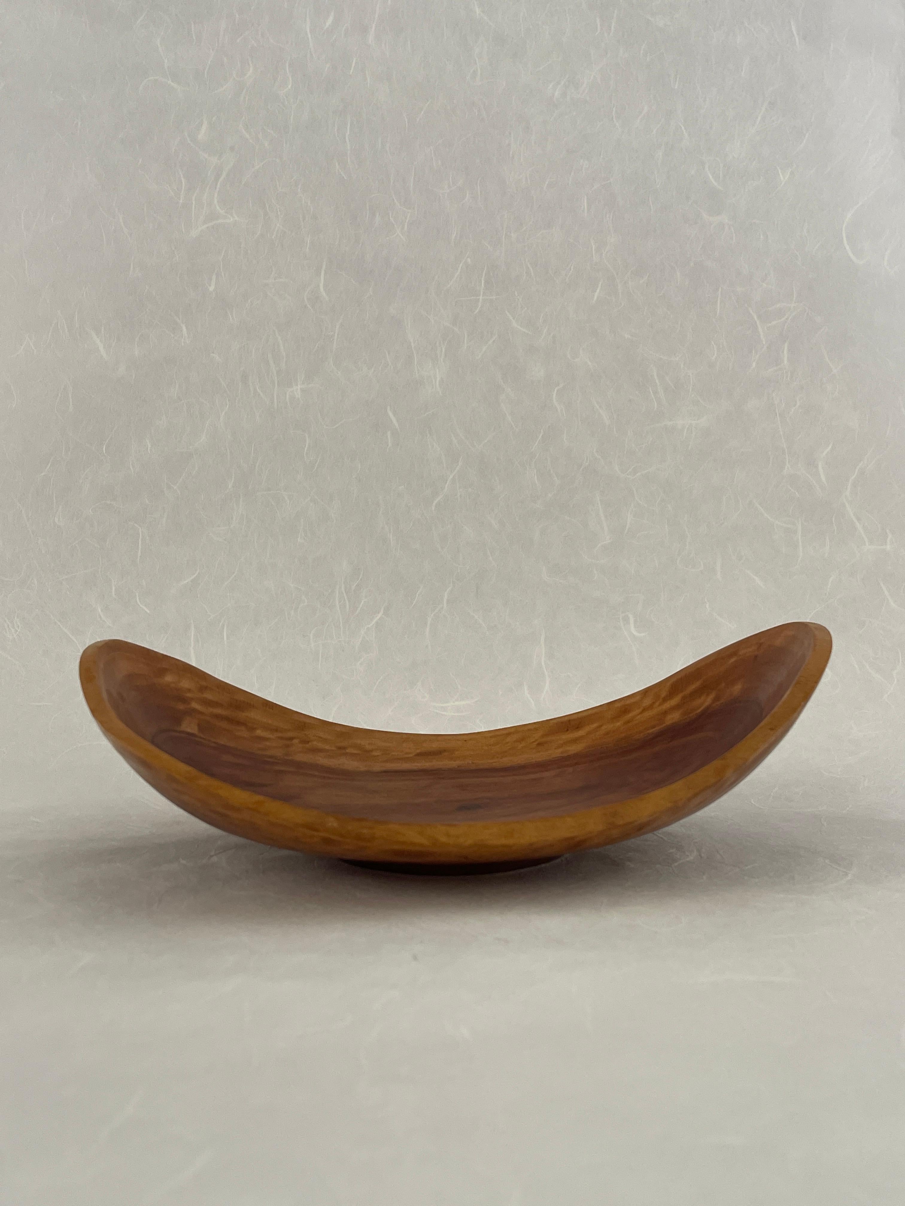 20th Century Ken Waller Hand Carved Eucalyptus Catchall Bowl For Sale 1