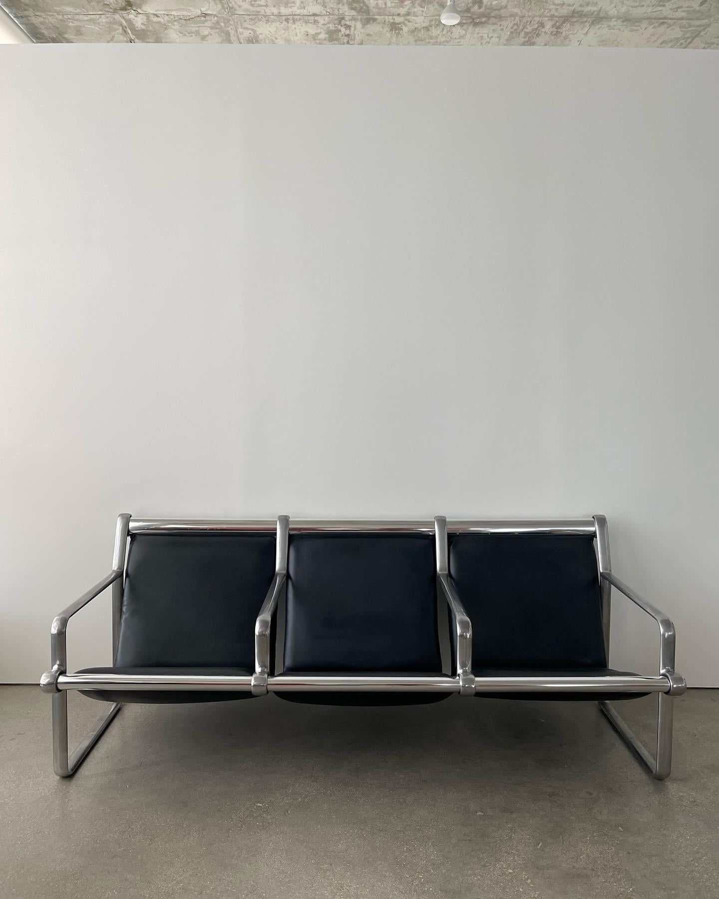 Mid-Century Modern 20th Century KNOLL 3-Seat Sling Sofa by Bruce Hannah & Andrew Morrison For Sale