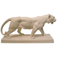 Statuette de tigre blanc marchant sur le canapé KPM Berlin du 20ème siècle, Antoine Louis Barye