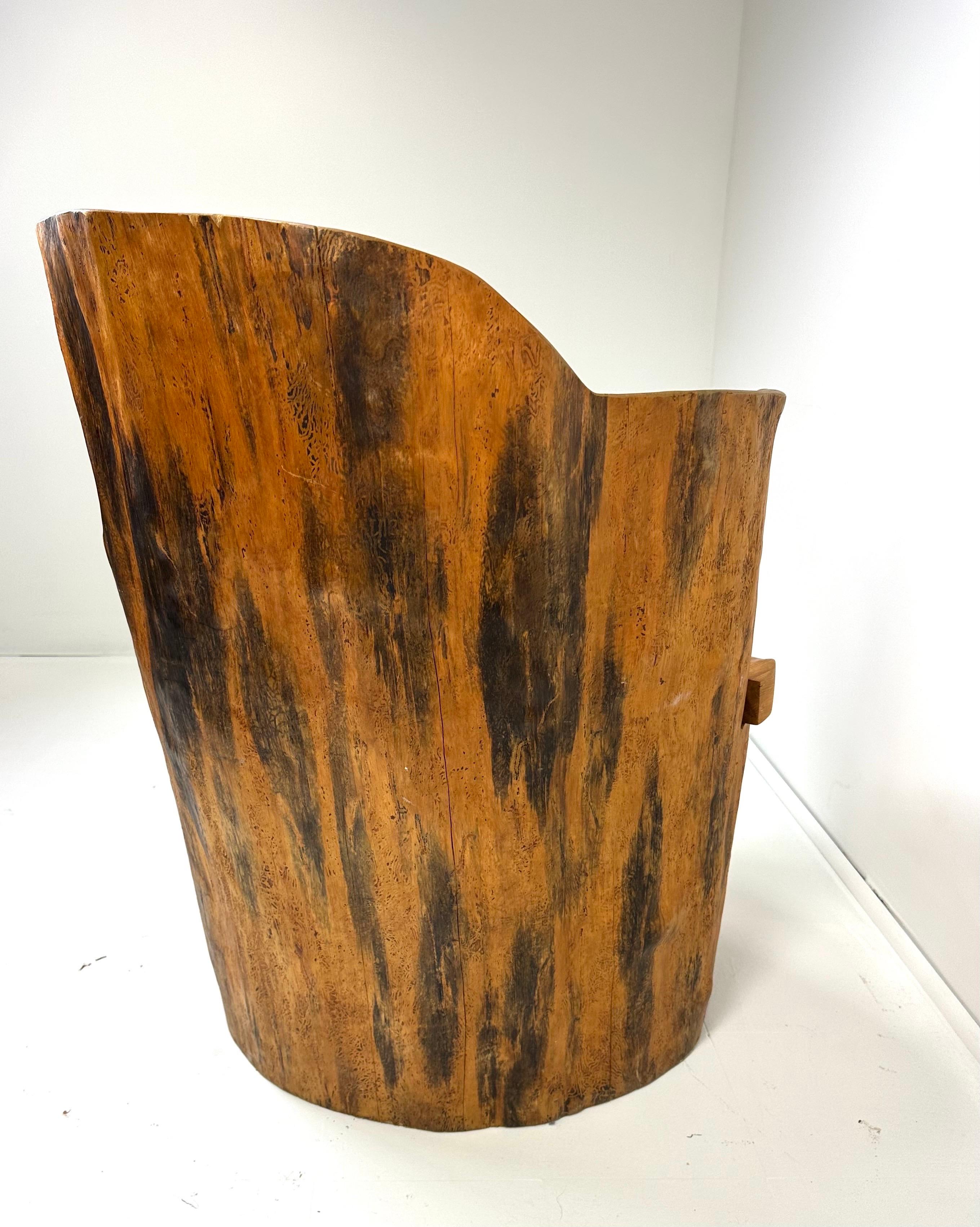 Chaise Kubbestol Pine du 20ème siècle. La Suède. en vente 1