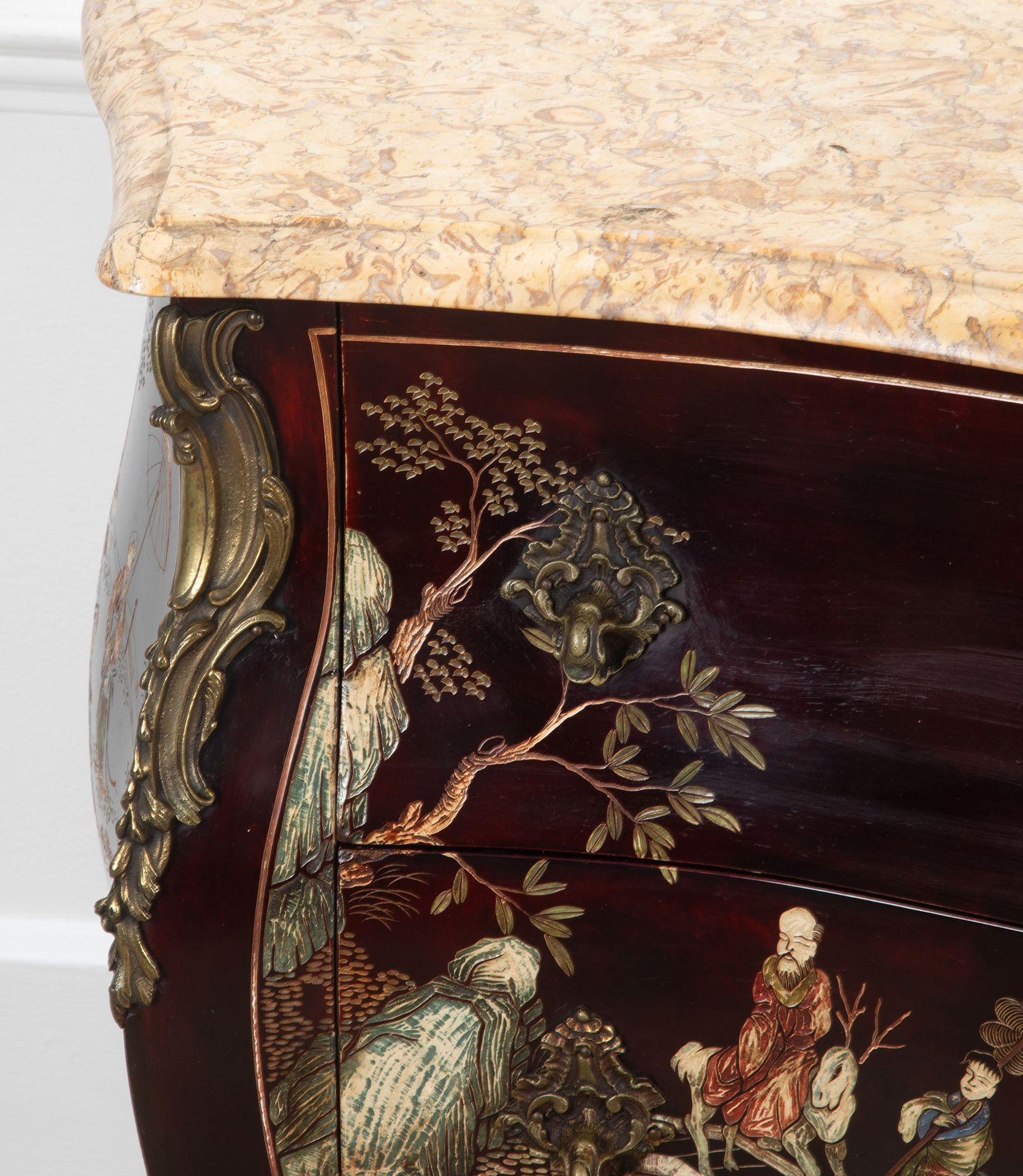 20th Century Lacquer Bombe Commode For Sale 2