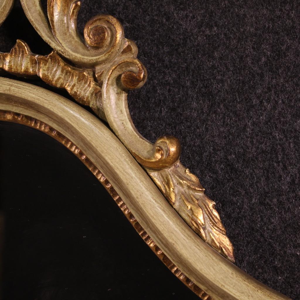 20th Century Lacquered and Gild Wood Venetian Style Wall Mirror, 1980 For Sale 5