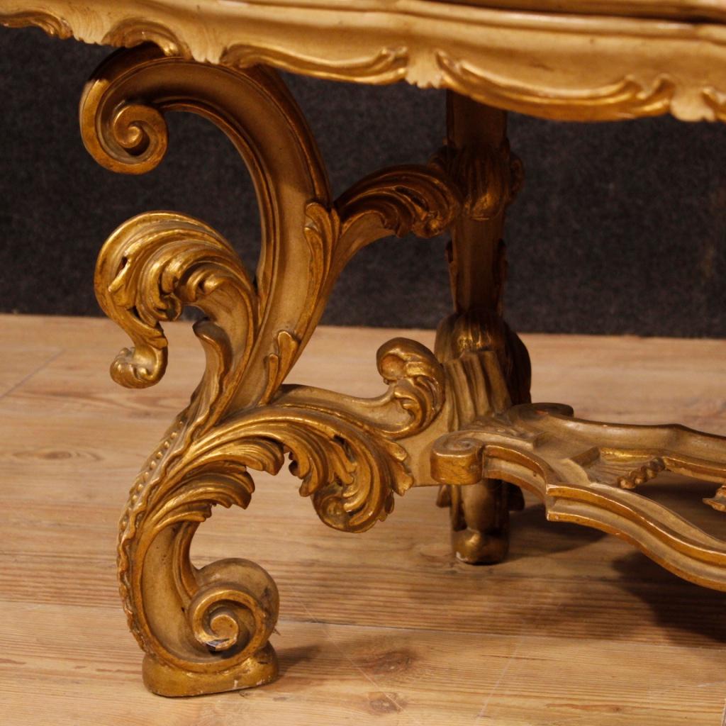 20th Century Lacquered and Gilded Wood Italian Coffee Table, 1960 In Good Condition In Vicoforte, Piedmont
