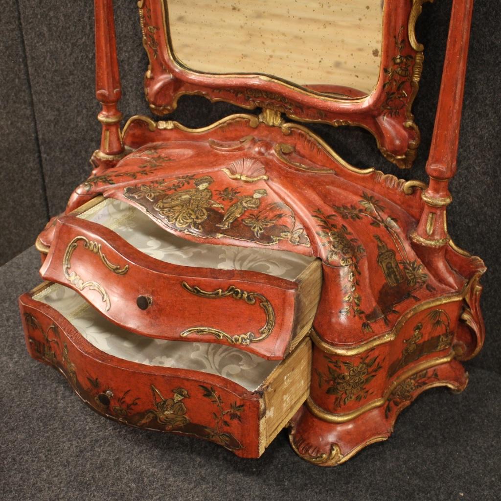 20th Century Lacquered and Gilt Chinoiserie Wood Venetian Dressing Table, 1920 In Good Condition In Vicoforte, Piedmont