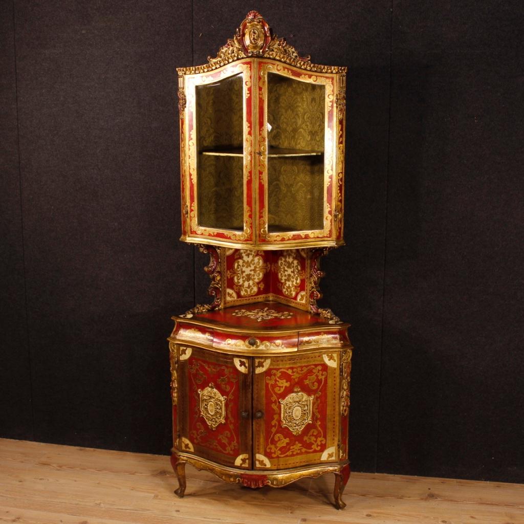 20th Century Lacquered and Giltwood Italian Corner Cupboard, 1960 6