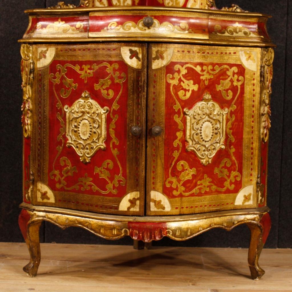 20th Century Lacquered and Giltwood Italian Corner Cupboard, 1960 3