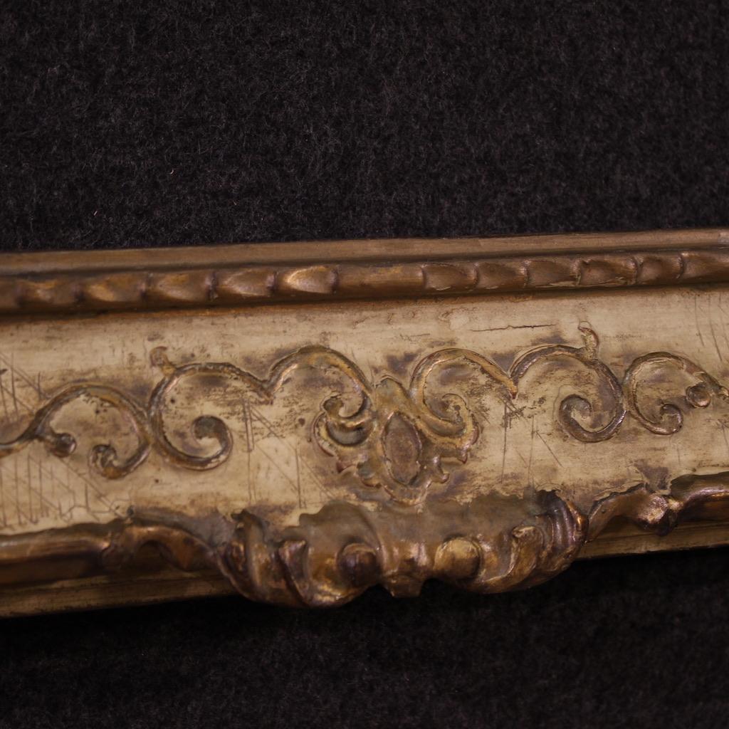 20e siècle Cadre italien en bois laqué et doré et en plâtre, 1950 en vente 6
