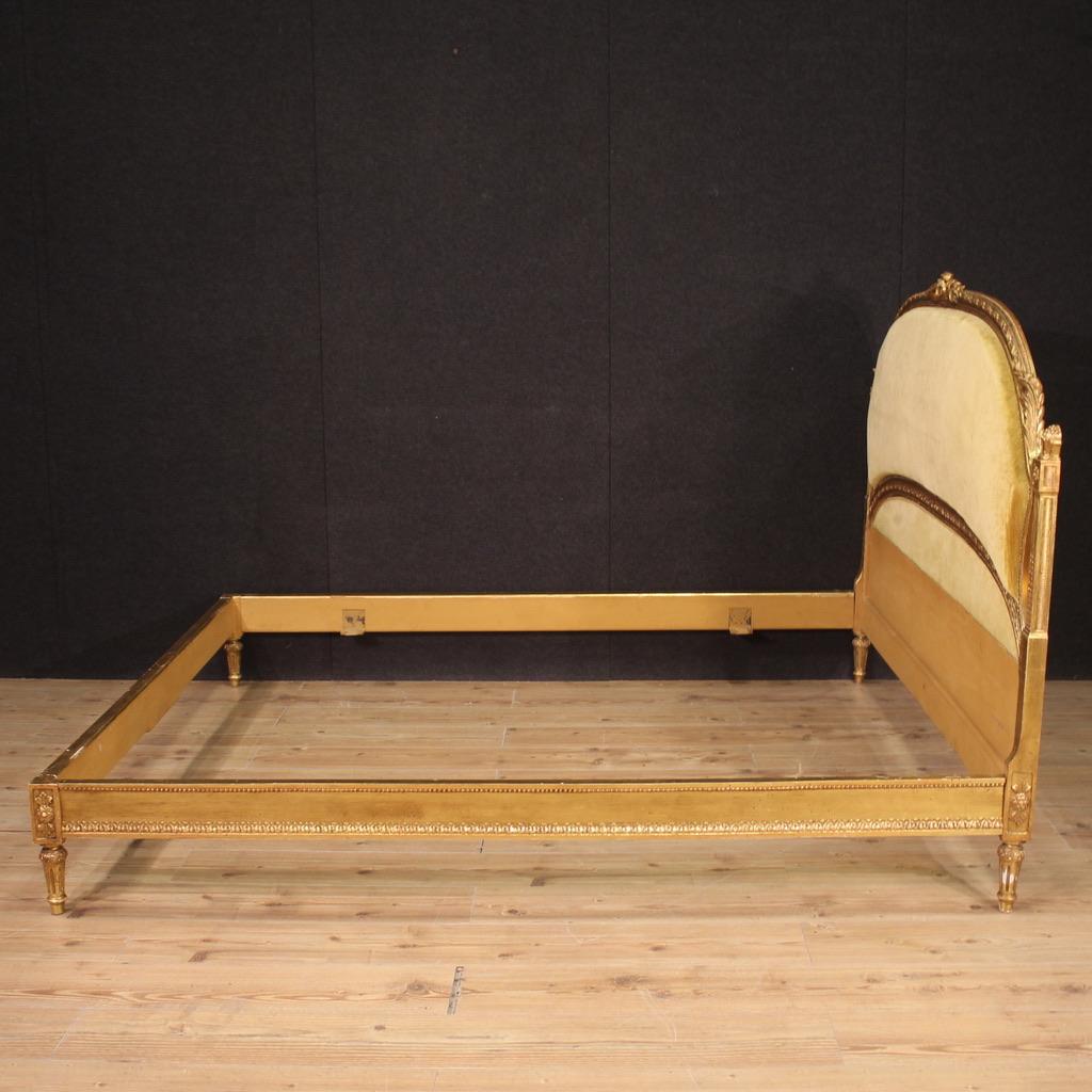 20th Century Lacquered and Gold Wood and Velvet Italian Louis XVI Style Bed 1950s For Sale 2