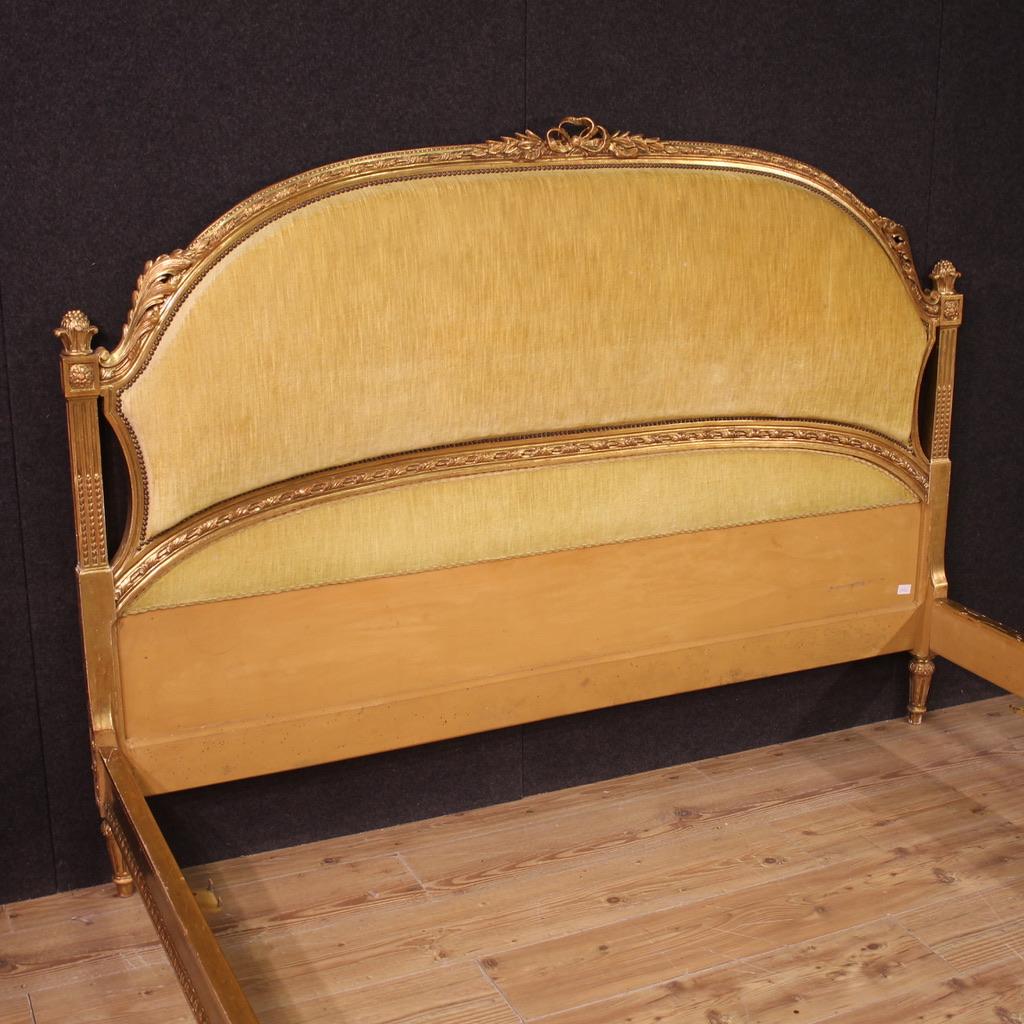 20th Century Lacquered and Gold Wood and Velvet Italian Louis XVI Style Bed 1950s For Sale 3