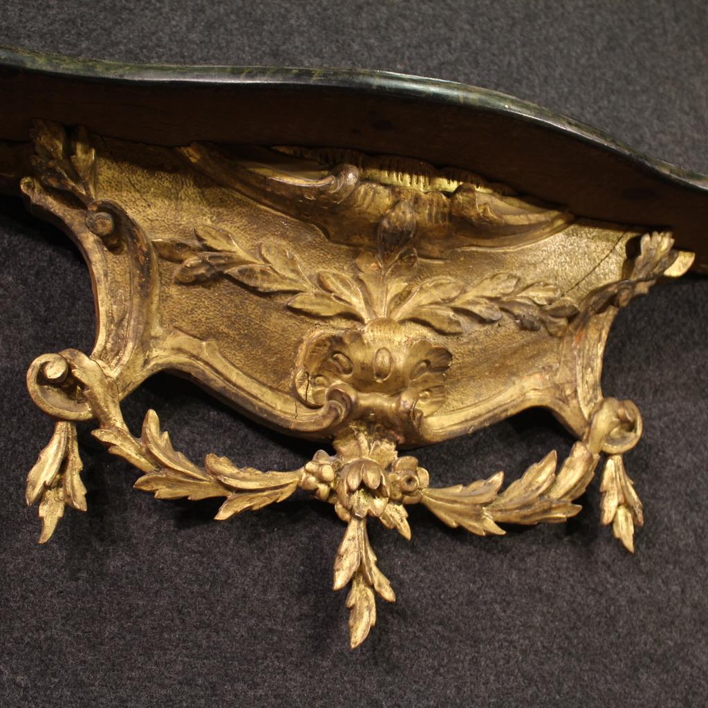 20e siècle Table console italienne en bois laqué et doré de style Louis XV, 1920 Bon état - En vente à Vicoforte, Piedmont