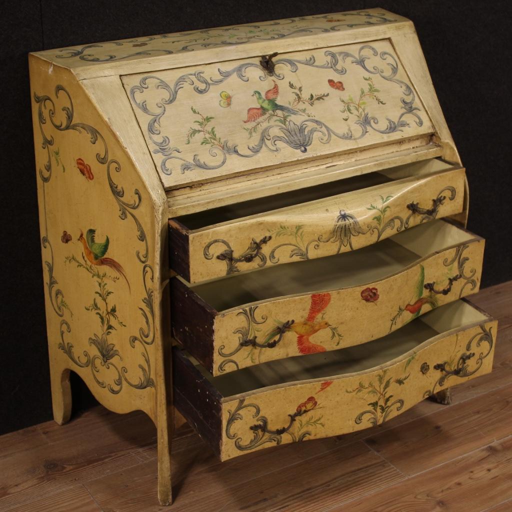 20th Century Lacquered and Hand-Painted Wood Italian Bureau, 1960 4