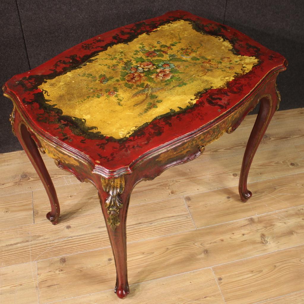 20th Century Lacquered and Hand Painted Wood Venetian Side Table High Leg, 1950 For Sale 6