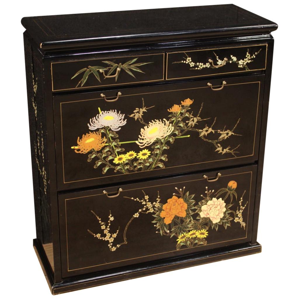 20th Century Lacquered and Painted Chinese Shoe Cabinet, 1970