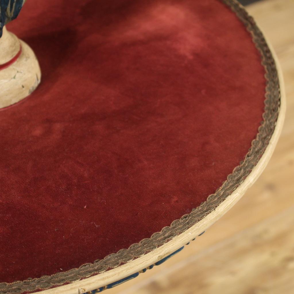 table d'appoint italienne en bois laqué et peint et en plâtre du 20e siècle en vente 1