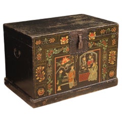 arqueta oriental china del siglo XX en madera lacada y pintada, años 50