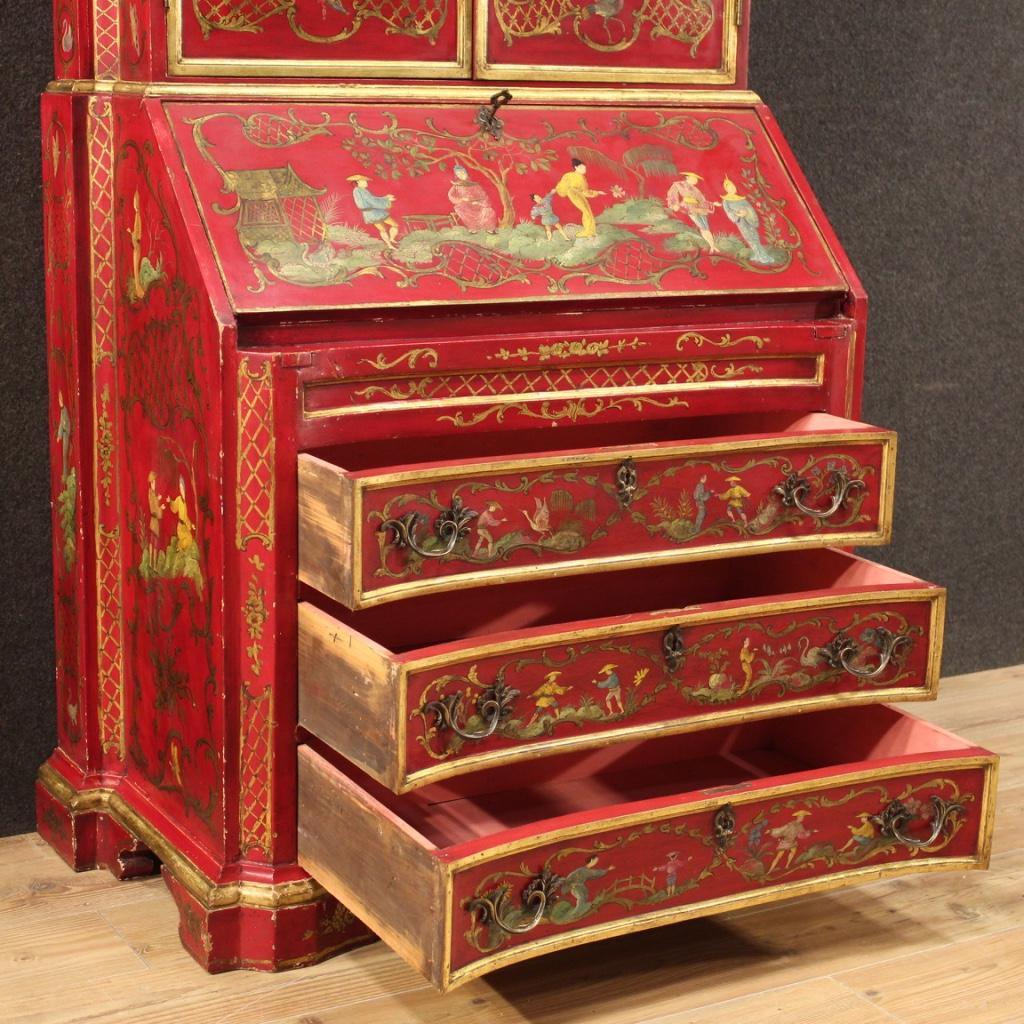 20th Century Lacquered and Painted Wood Chinoiserie Venetian Trumeau, 1950 4