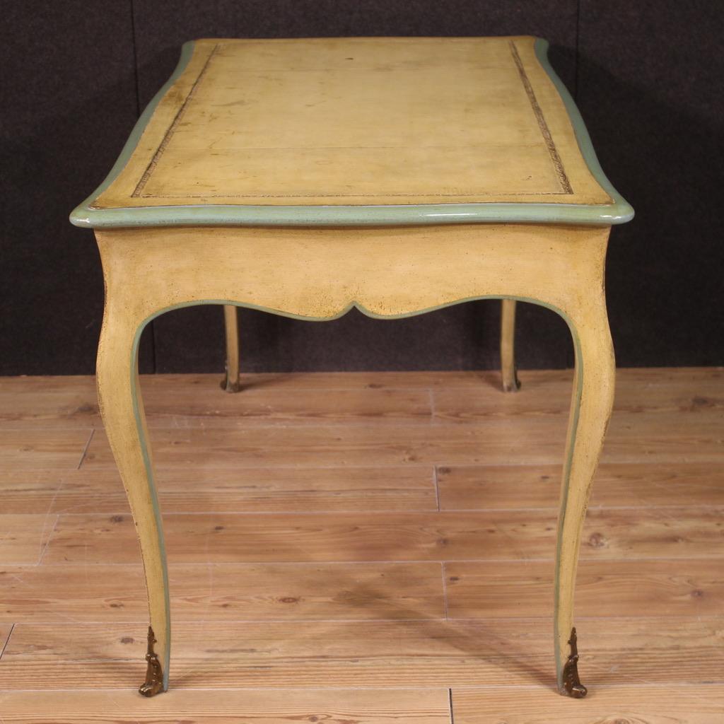 20th Century Lacquered and Painted Wood French Louis XV Style Writing Desk, 1950 For Sale 2